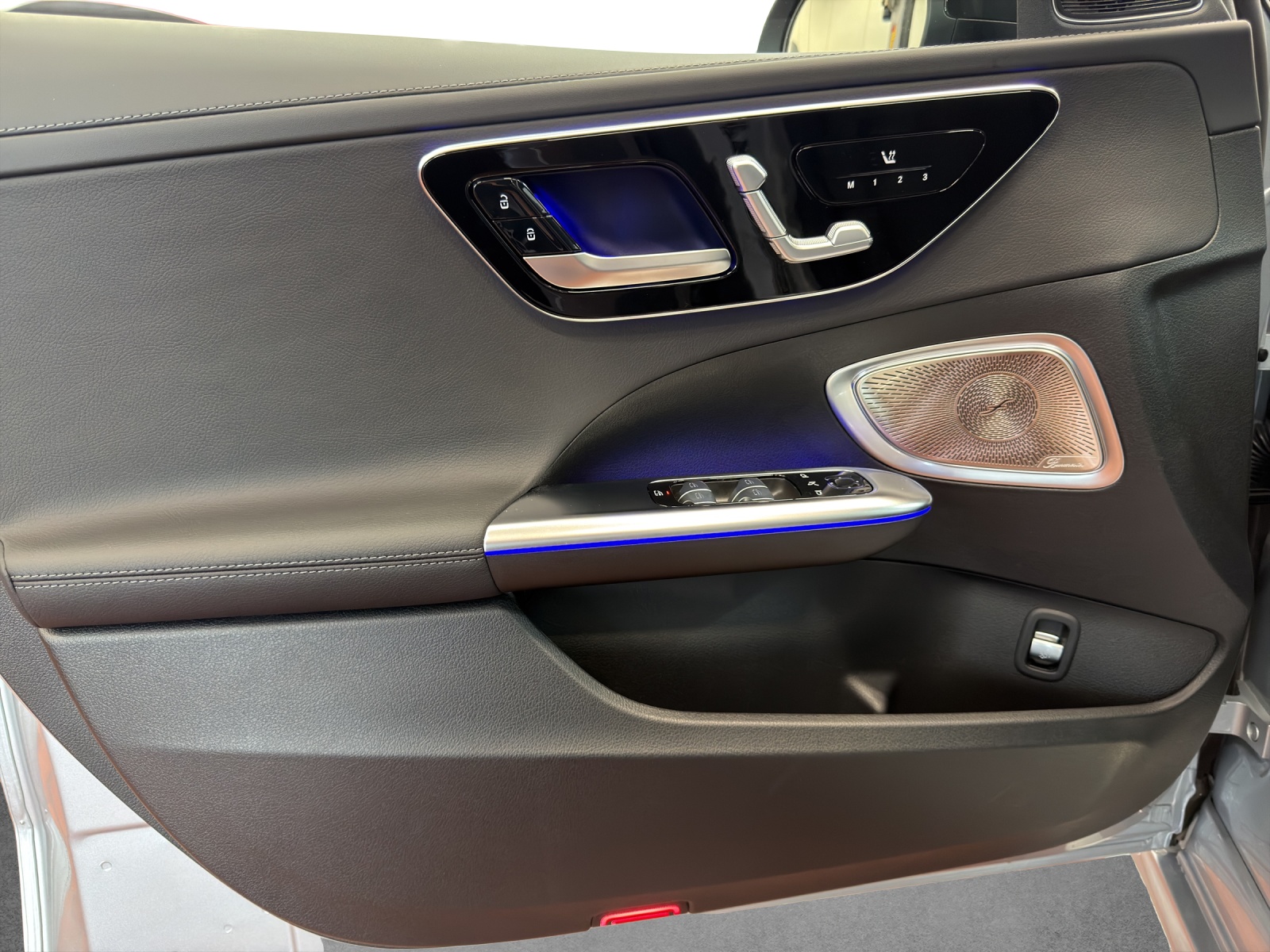 MERCEDES-BENZ C 220 d T 4 M Swiss Star-image-15