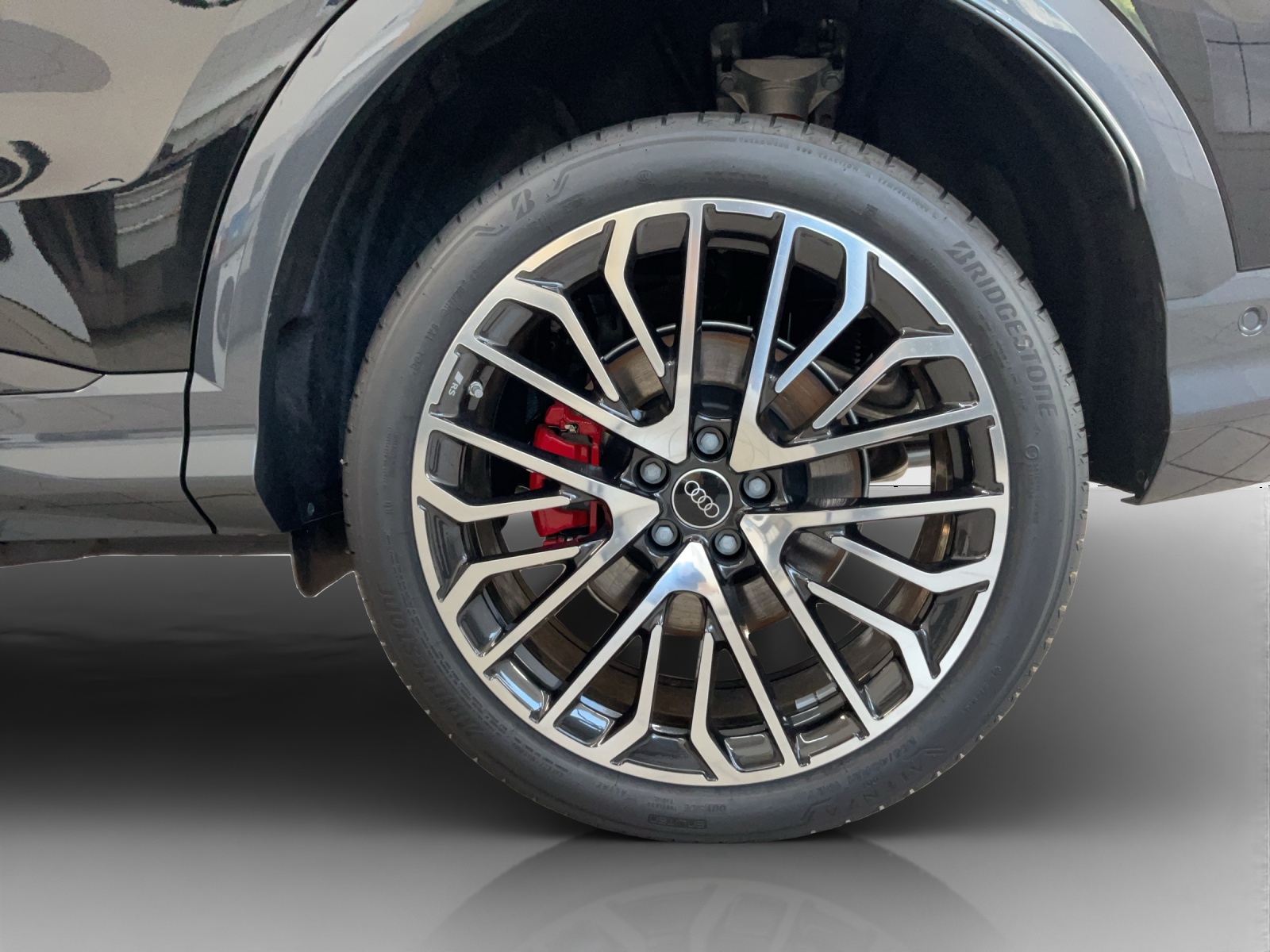 AUDI SQ5 TFSI quattro S-tronic-image-13
