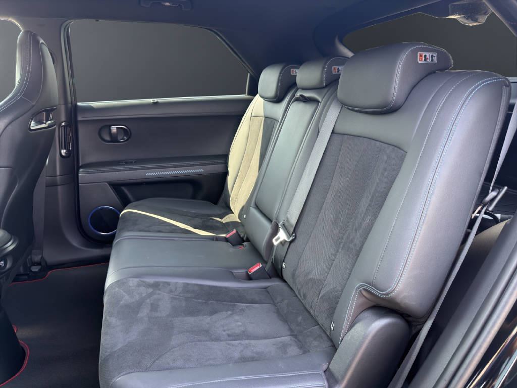 HYUNDAI Ioniq 5 N 84 kWh Electric 4WD-image-10