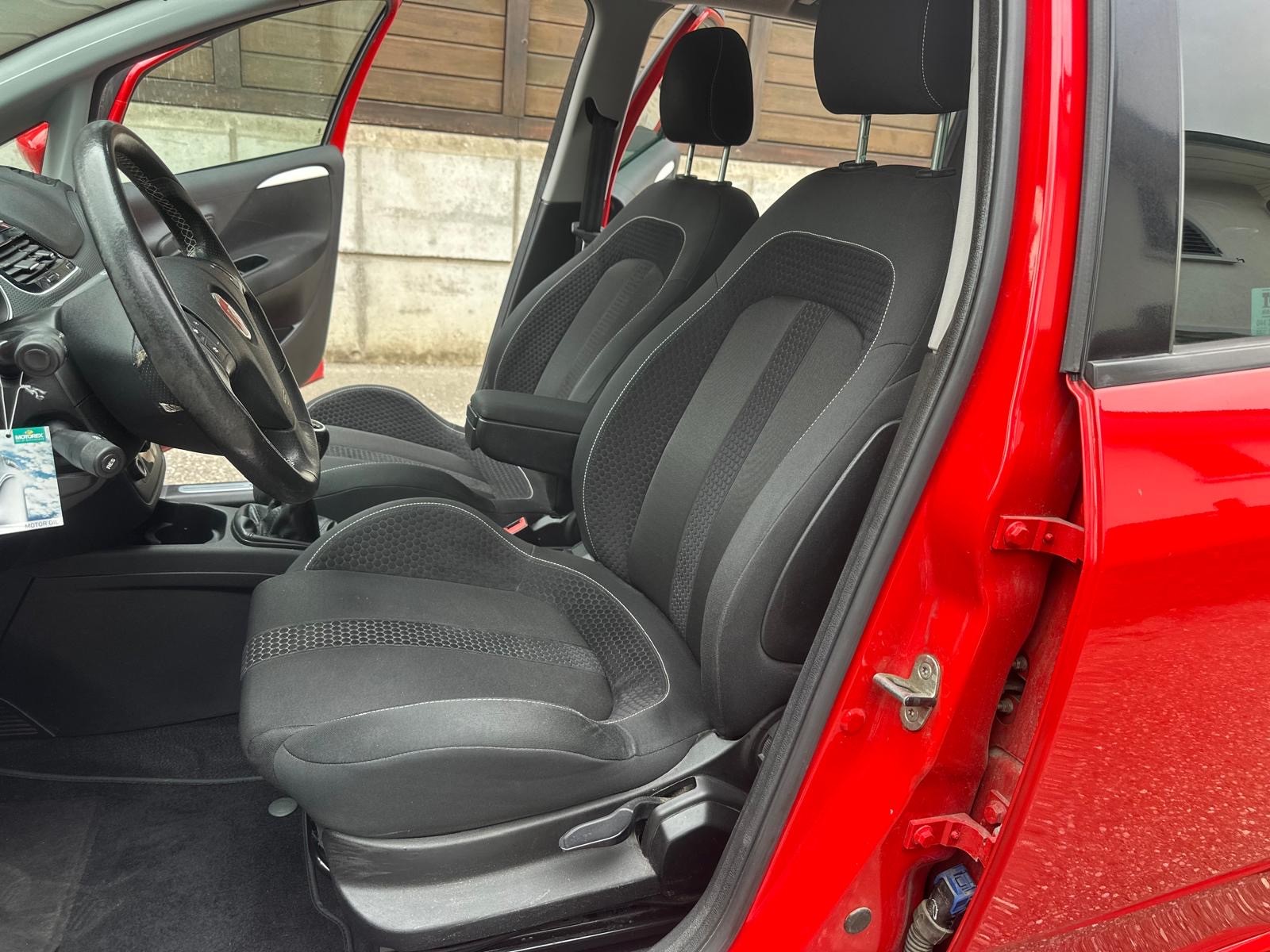 FIAT Punto Evo 1.4 16V Turbo Sport-image-9