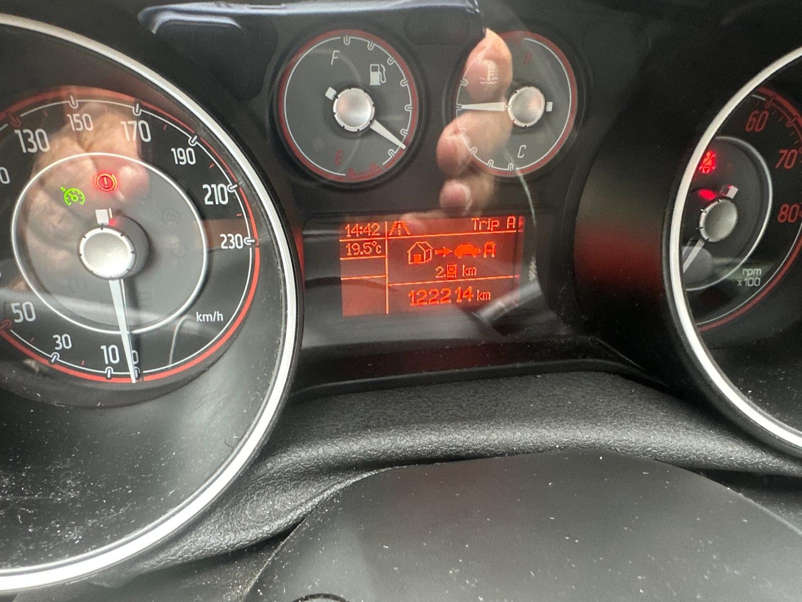 FIAT Punto Evo 1.4 16V Turbo Sport-image-11