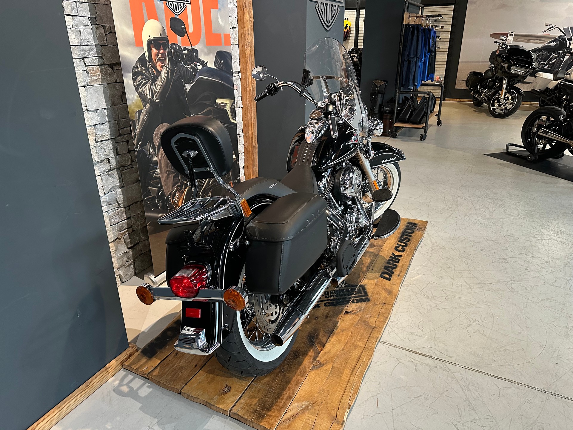 HARLEY-DAVIDSON FLSTC Softail Heritage Classic ABS-image-2