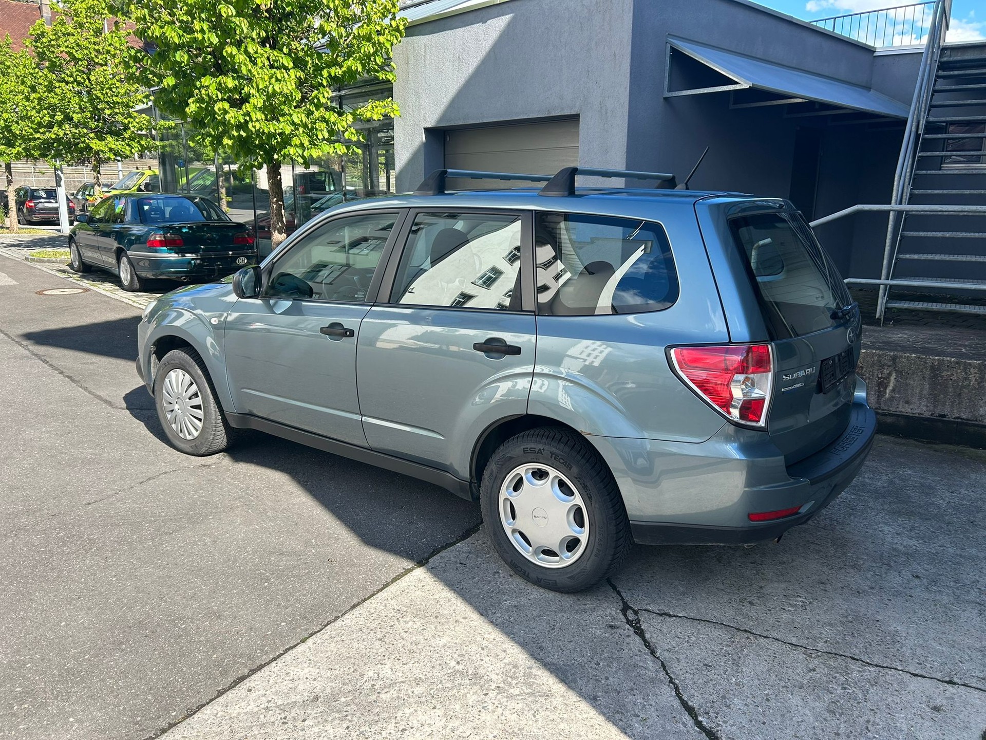 SUBARU Forester 2.0D AWD-showroom-element-2