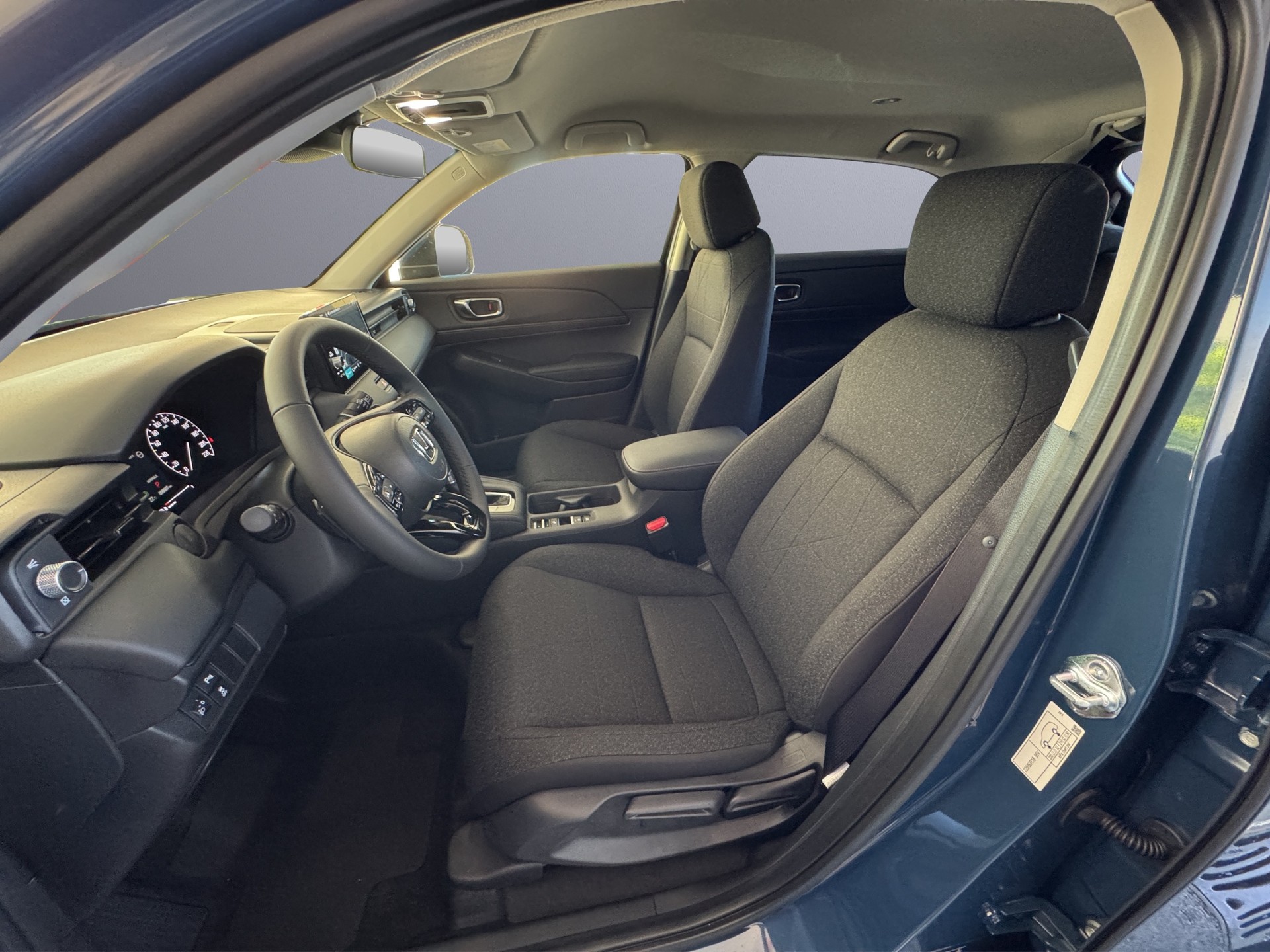 HONDA HR-V 1.5 i-MMD Elegance-image-9
