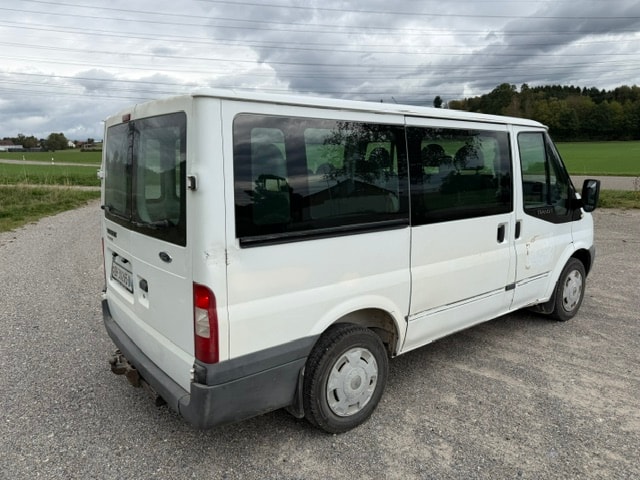 FORD Transit 2.2 TDCi 300 S Trend-image-5