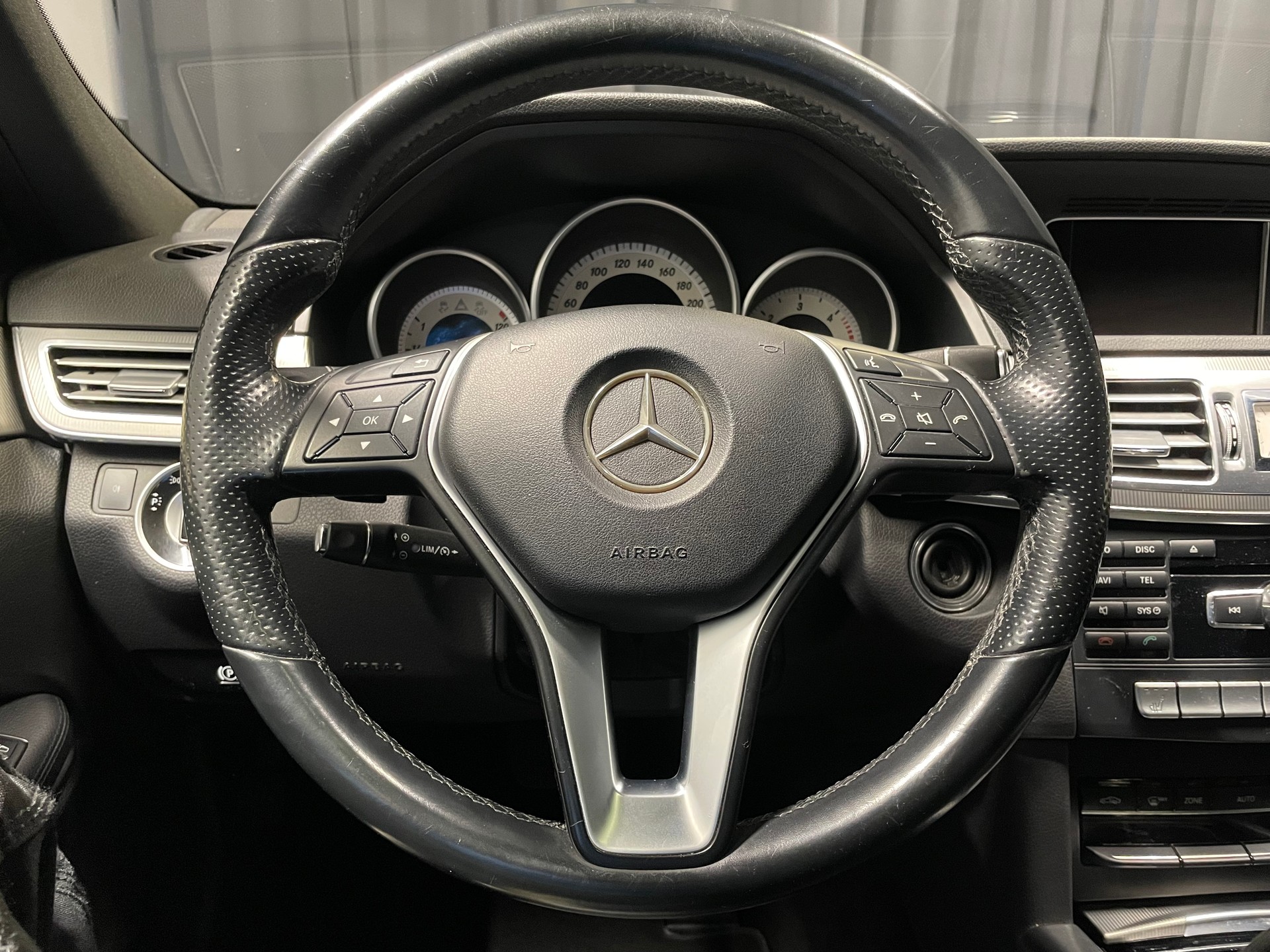 MERCEDES-BENZ E 200 CDI Elégance 7G-Tronic (10)-image-10