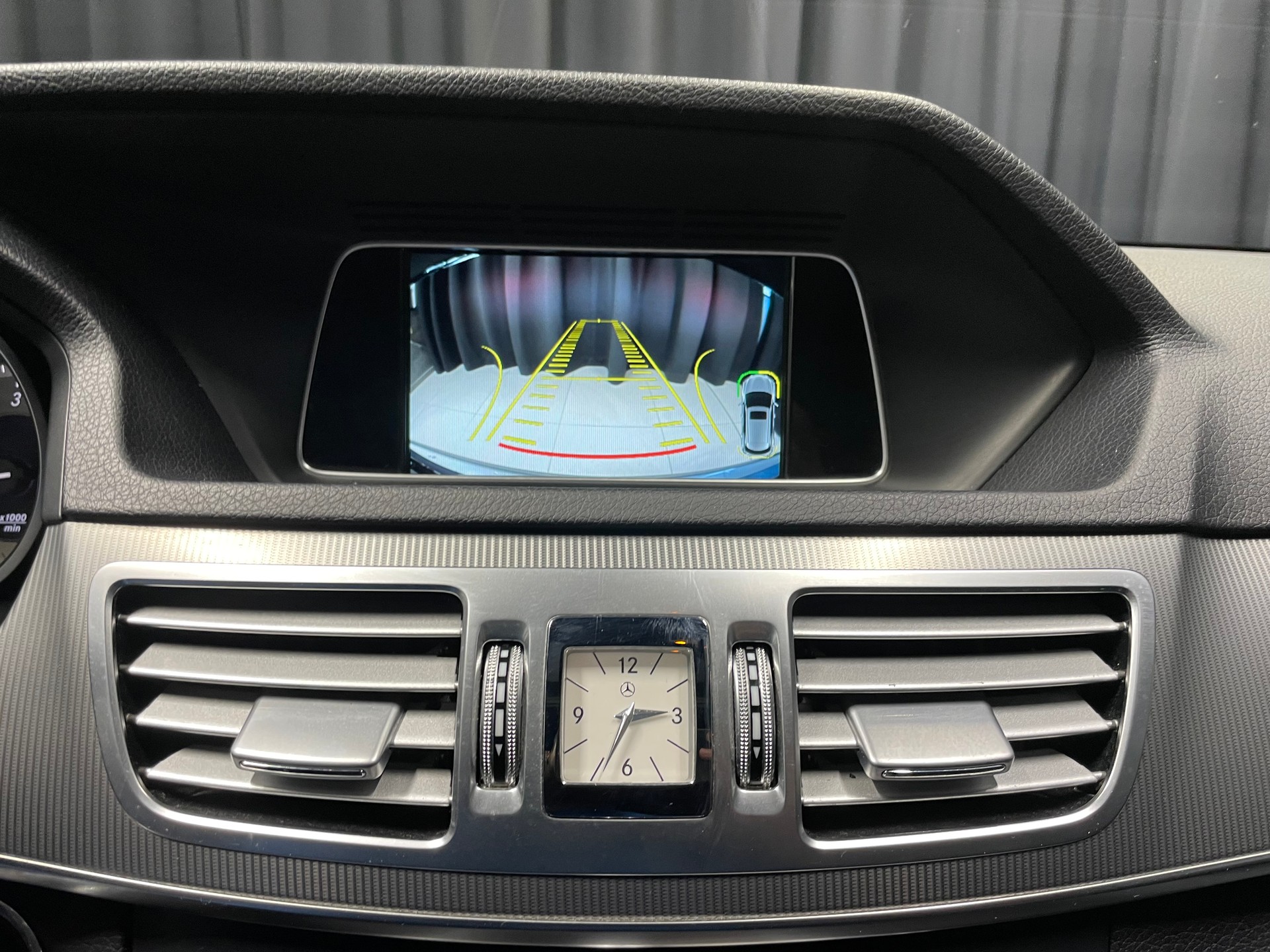 MERCEDES-BENZ E 200 CDI Elégance 7G-Tronic (10)-image-13