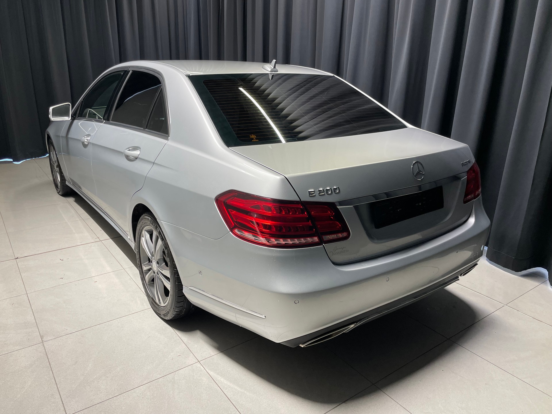 MERCEDES-BENZ E 200 CDI Elégance 7G-Tronic (10)-showroom-element-3