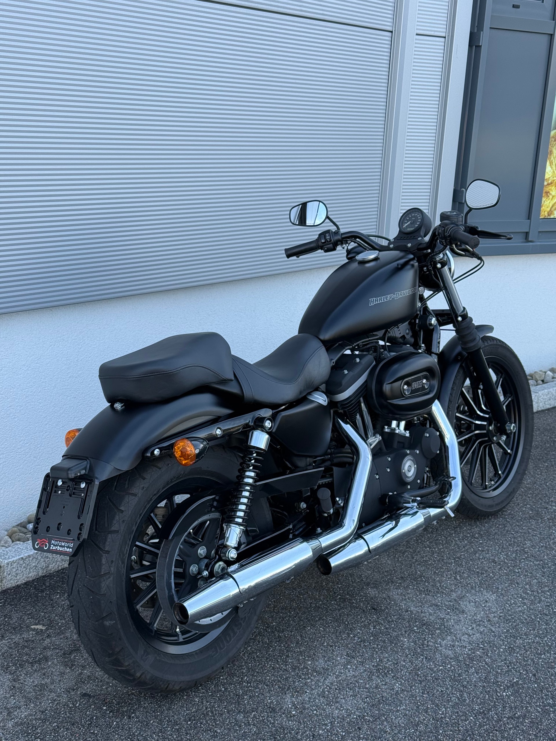 HARLEY-DAVIDSON XL 883 N Sportster Iron (25kW)-image-2