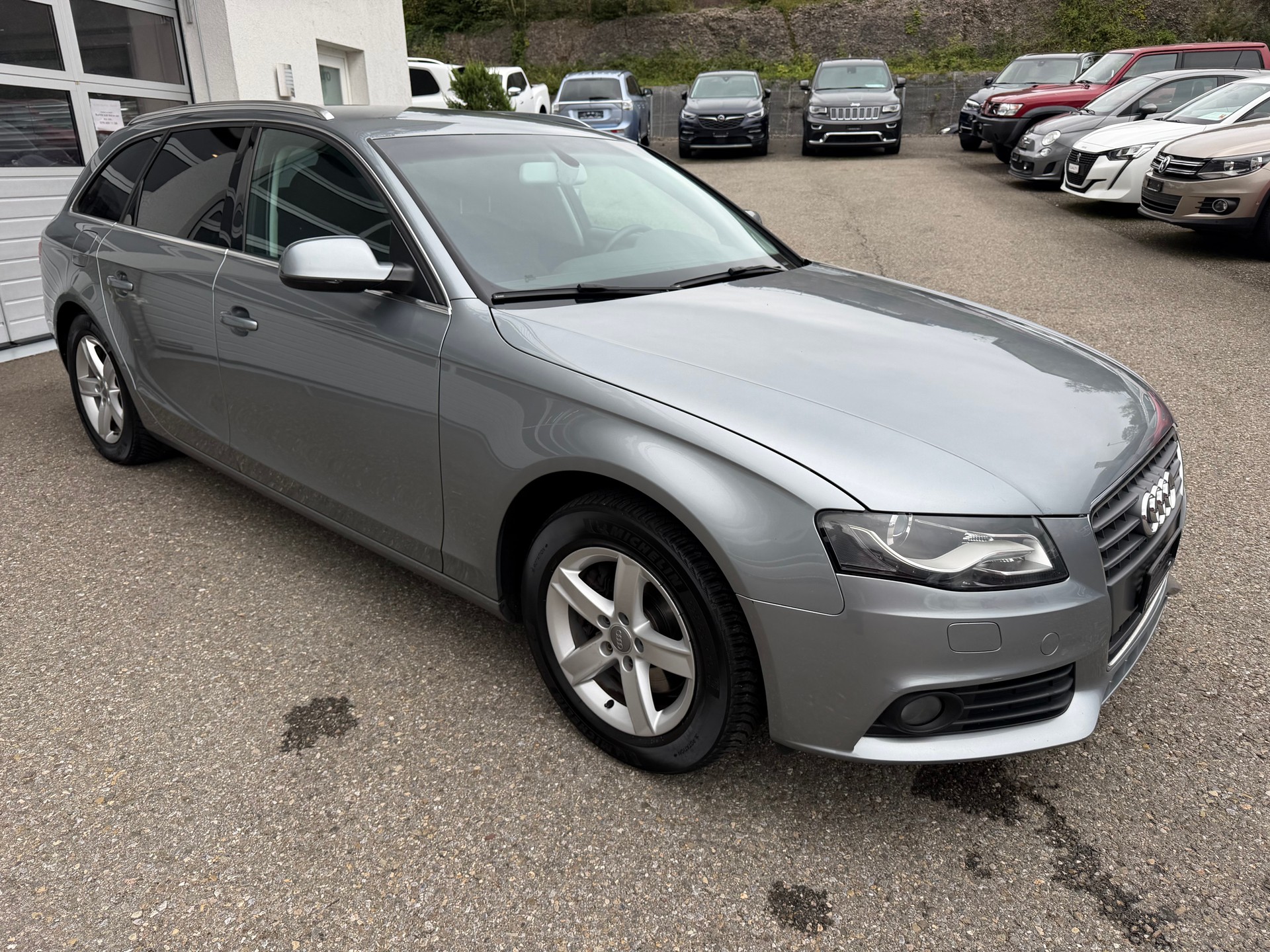 AUDI A4 Avant 1.8 TFSI multitronic-showroom-element-3