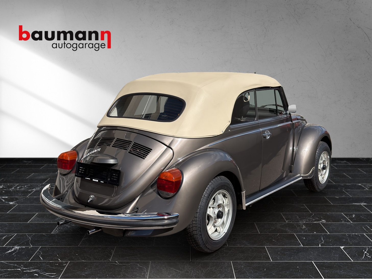 VW 15-1303-showroom-element-3