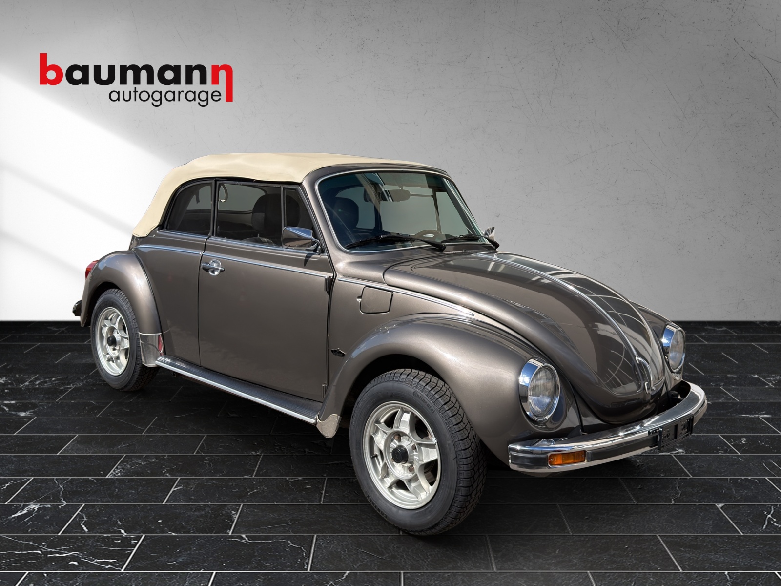 VW 15-1303-showroom-element-1