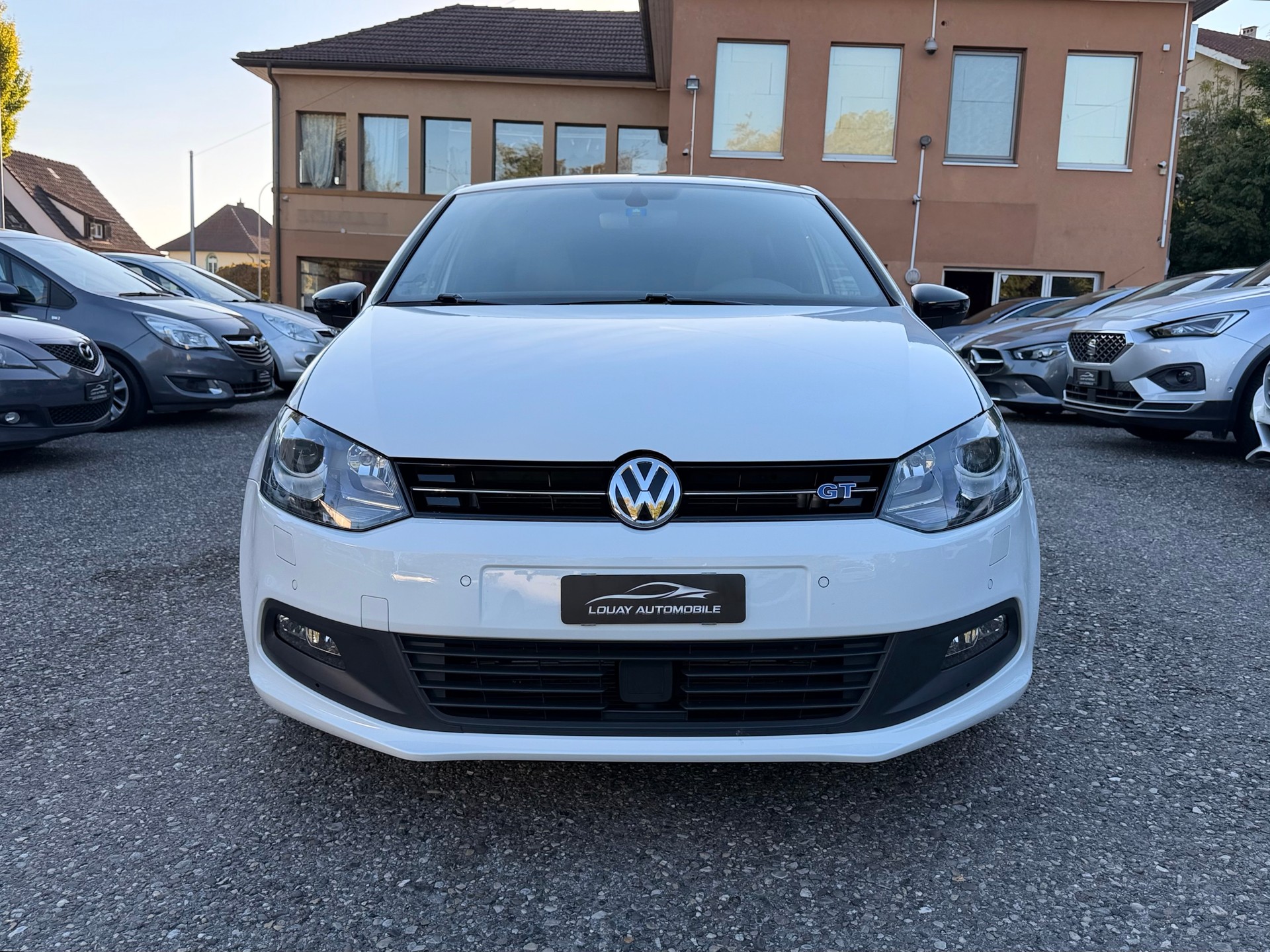 VW Polo 1.4 TSI ACT BlueGT-showroom-element-1