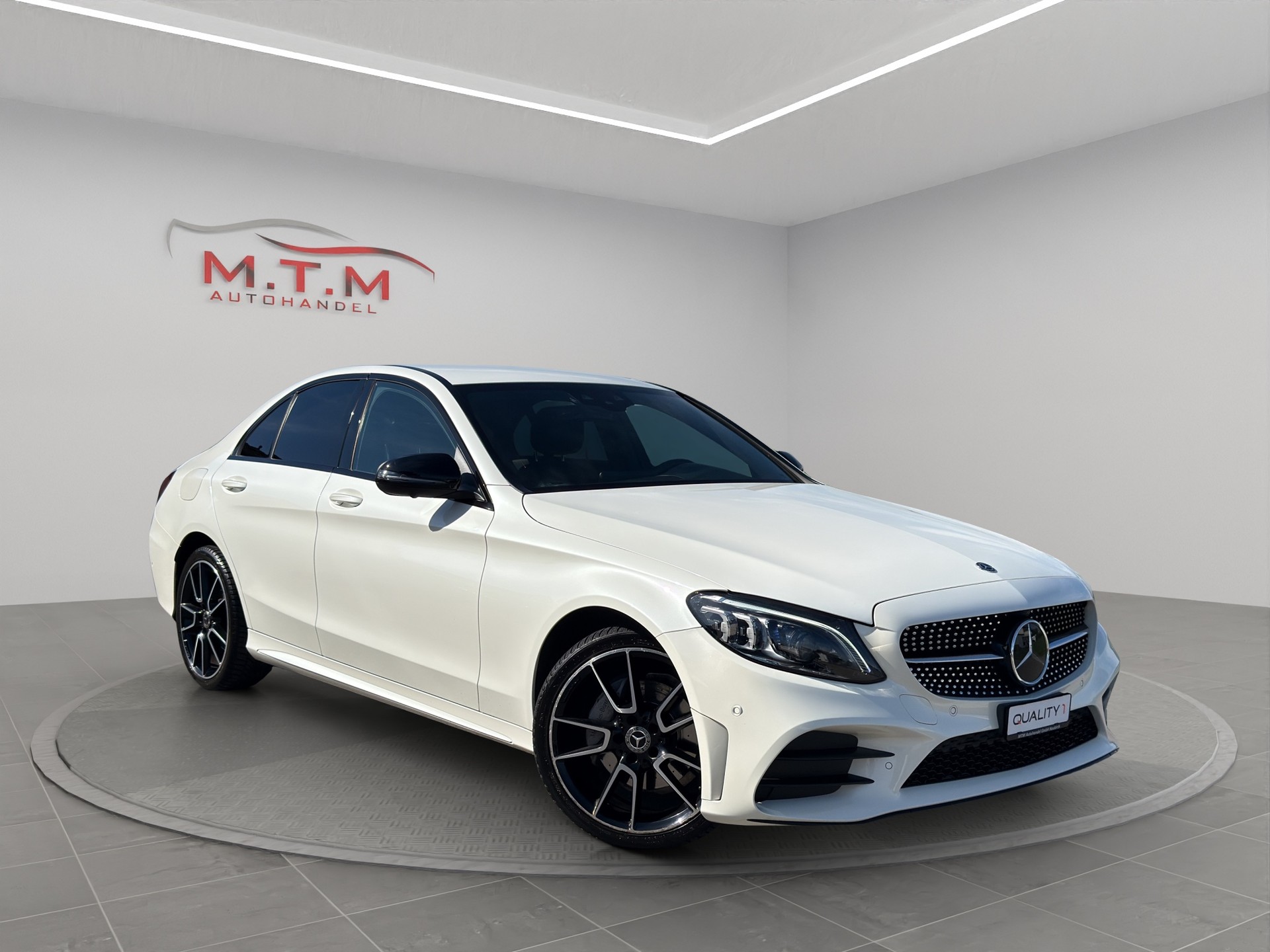 MERCEDES-BENZ C 200 Swiss Star AMG Line 4Matic 9G-Tronic