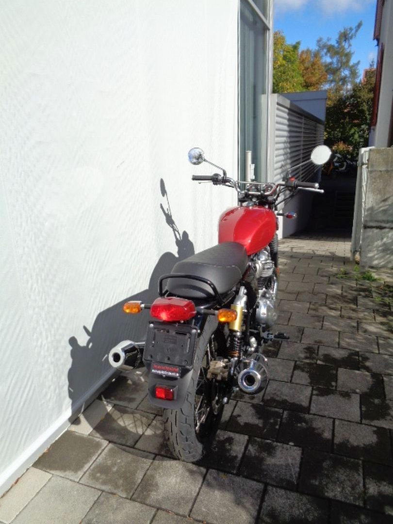 ROYAL ENFIELD INTERCEPTOR 650 TWIN-image-4