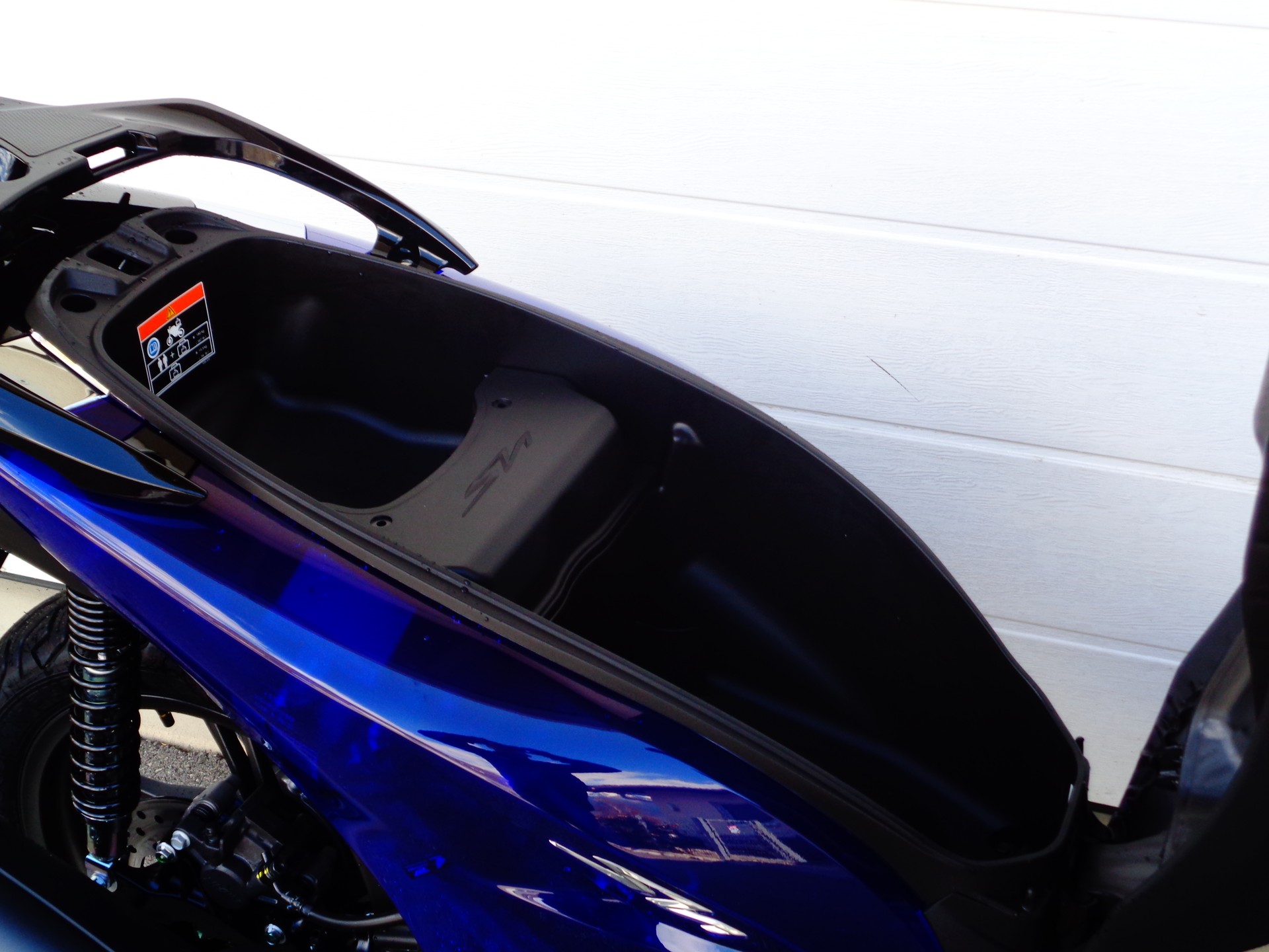 HONDA SH 125 Sporty / Vetro Blue Edition-image-15