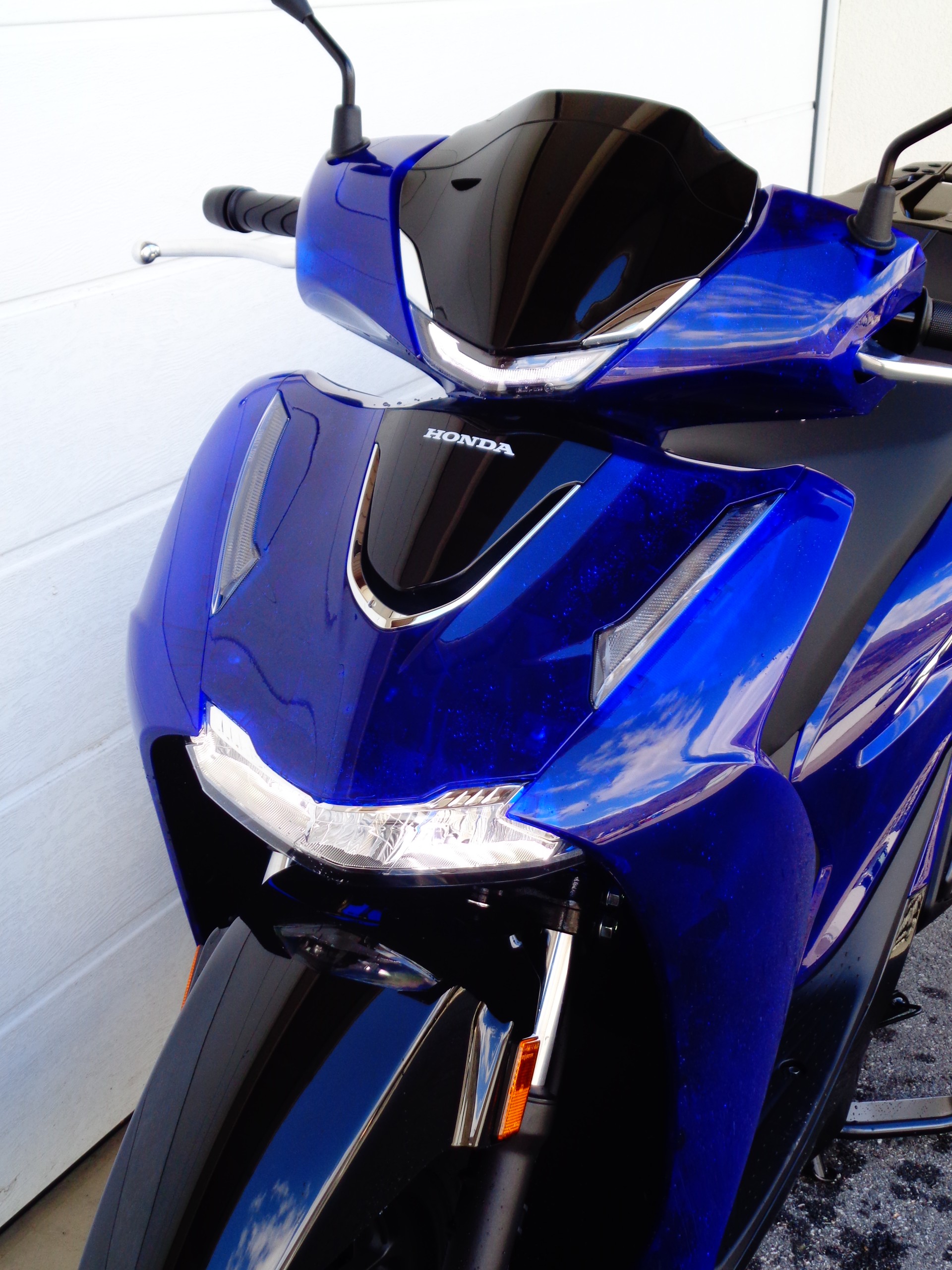 HONDA SH 125 Sporty / Vetro Blue Edition-image-8
