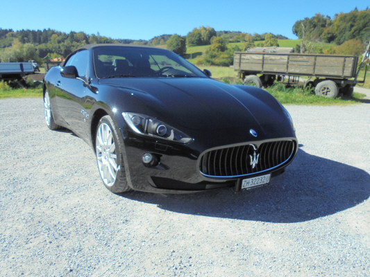 MASERATI GranCabrio-image-12
