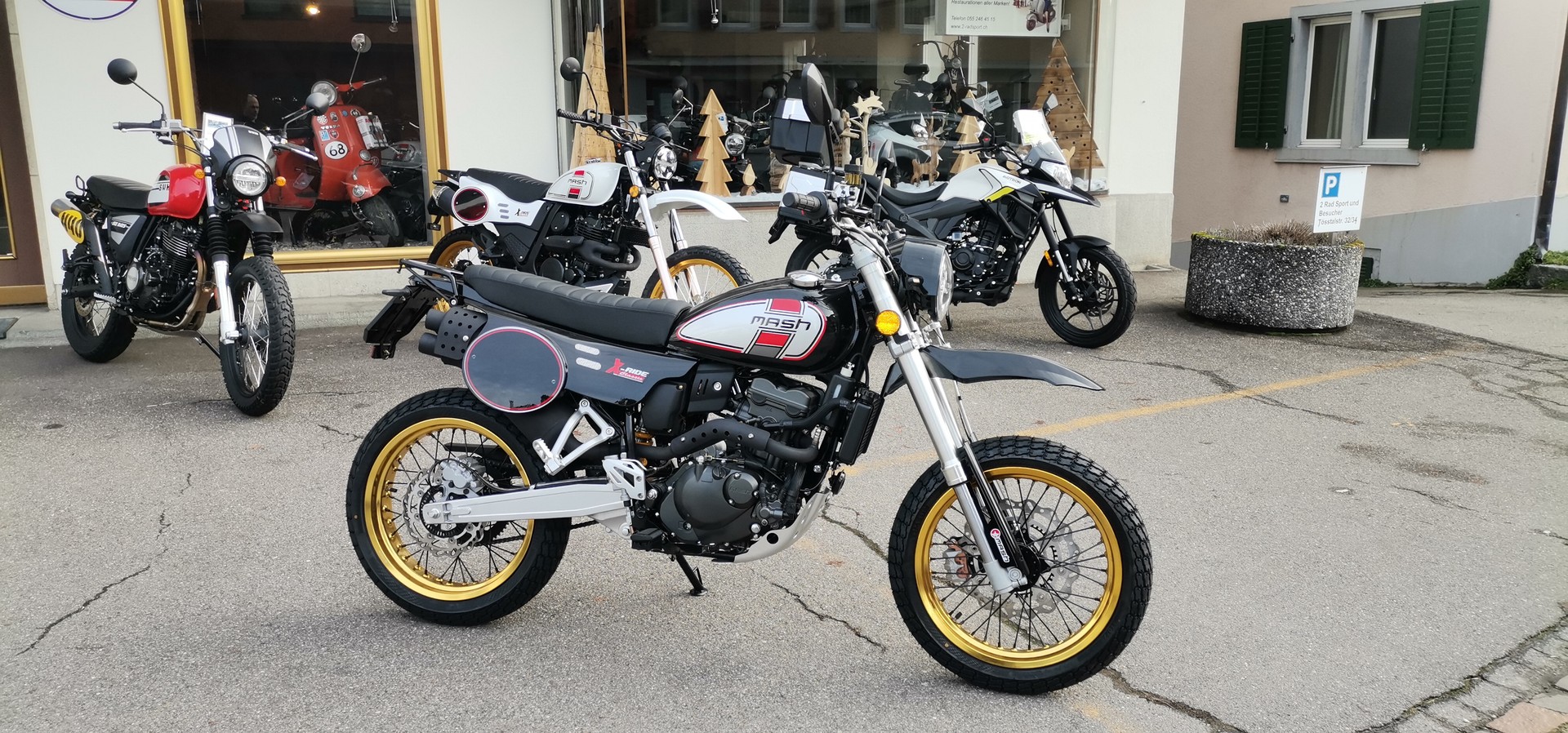 MASH 125-image-1