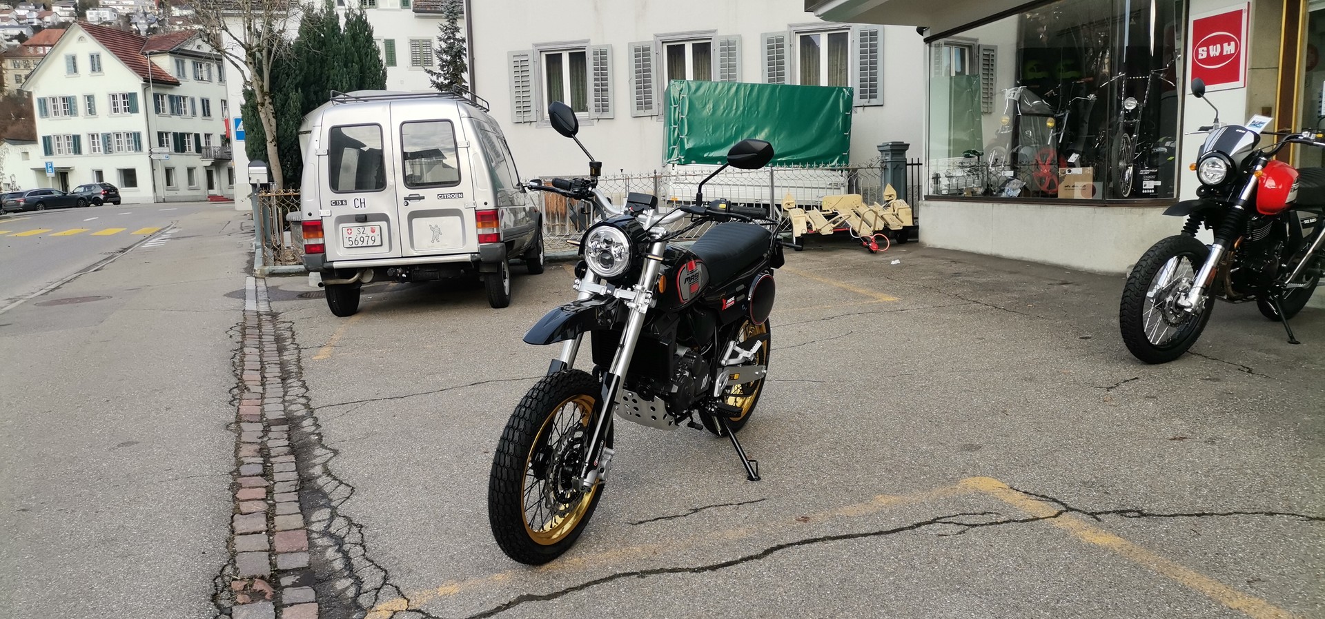 MASH 125-image-8