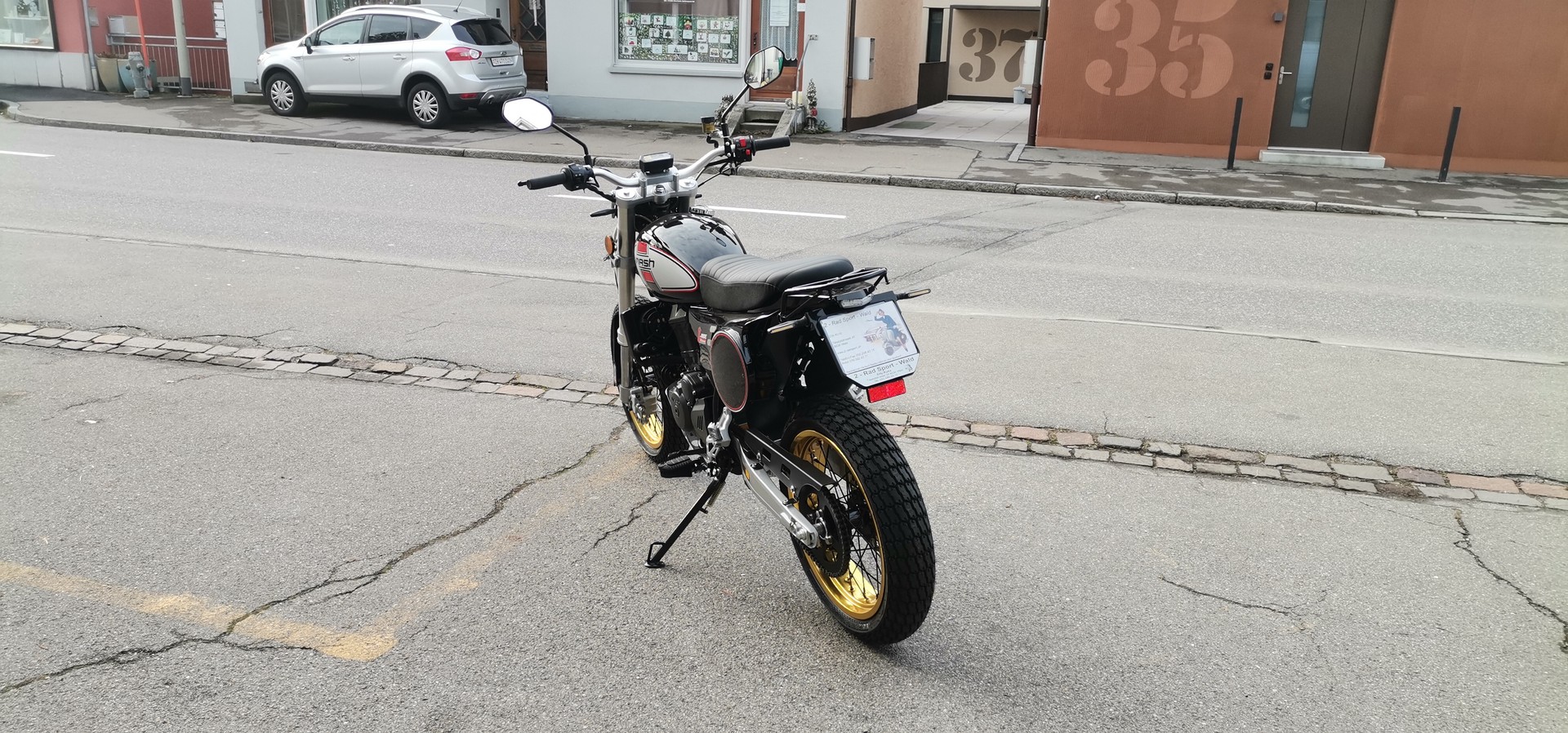 MASH 125-image-4