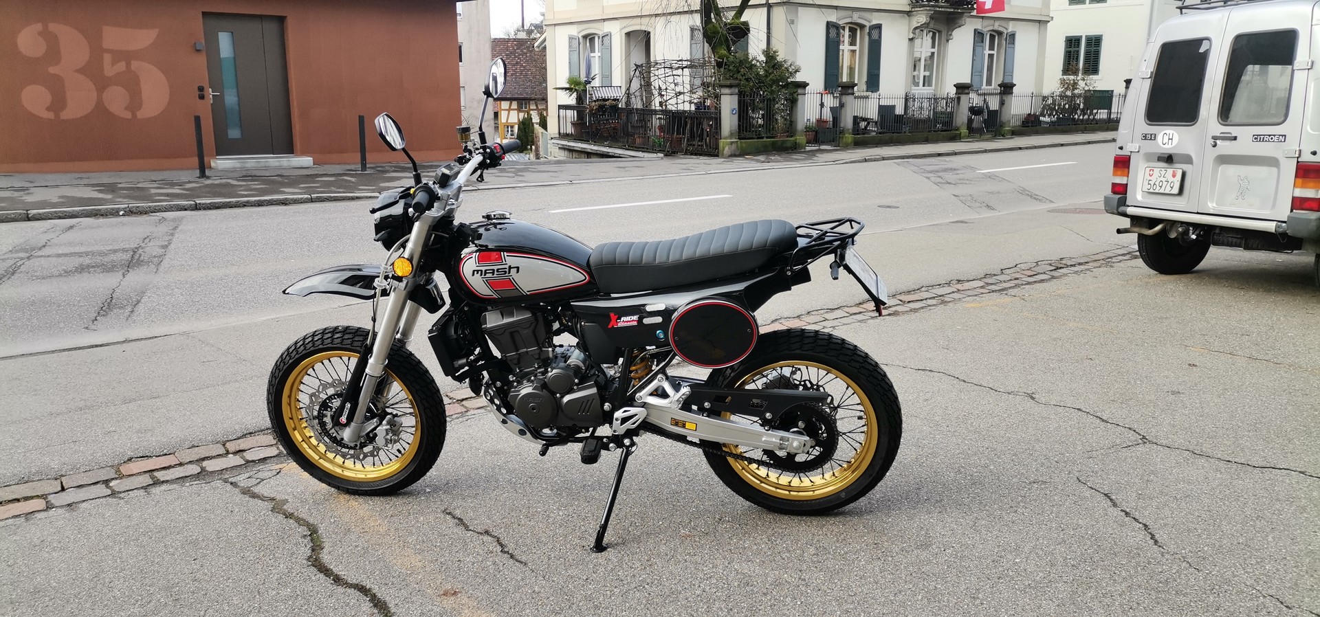 MASH 125-image-6
