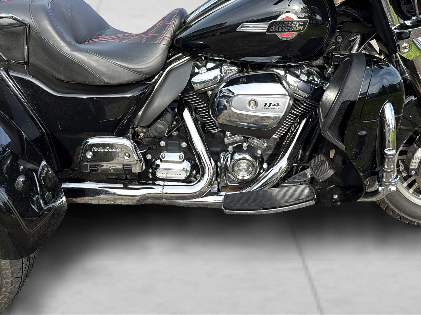 HARLEY-DAVIDSON FLHTCUTG Tri Glide Ultra 114-image-4