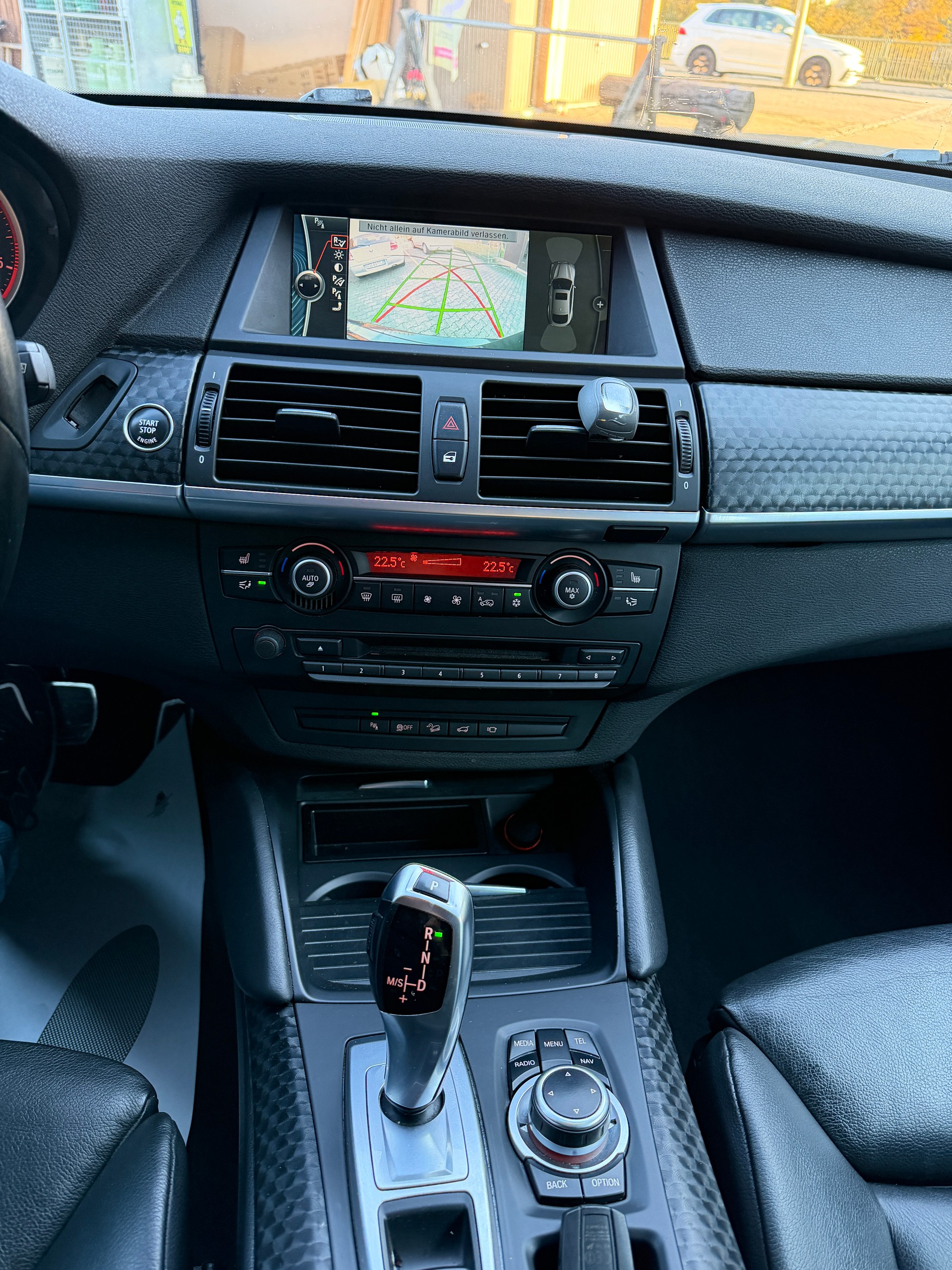 BMW X6 xDrive 40d Steptronic-image-12