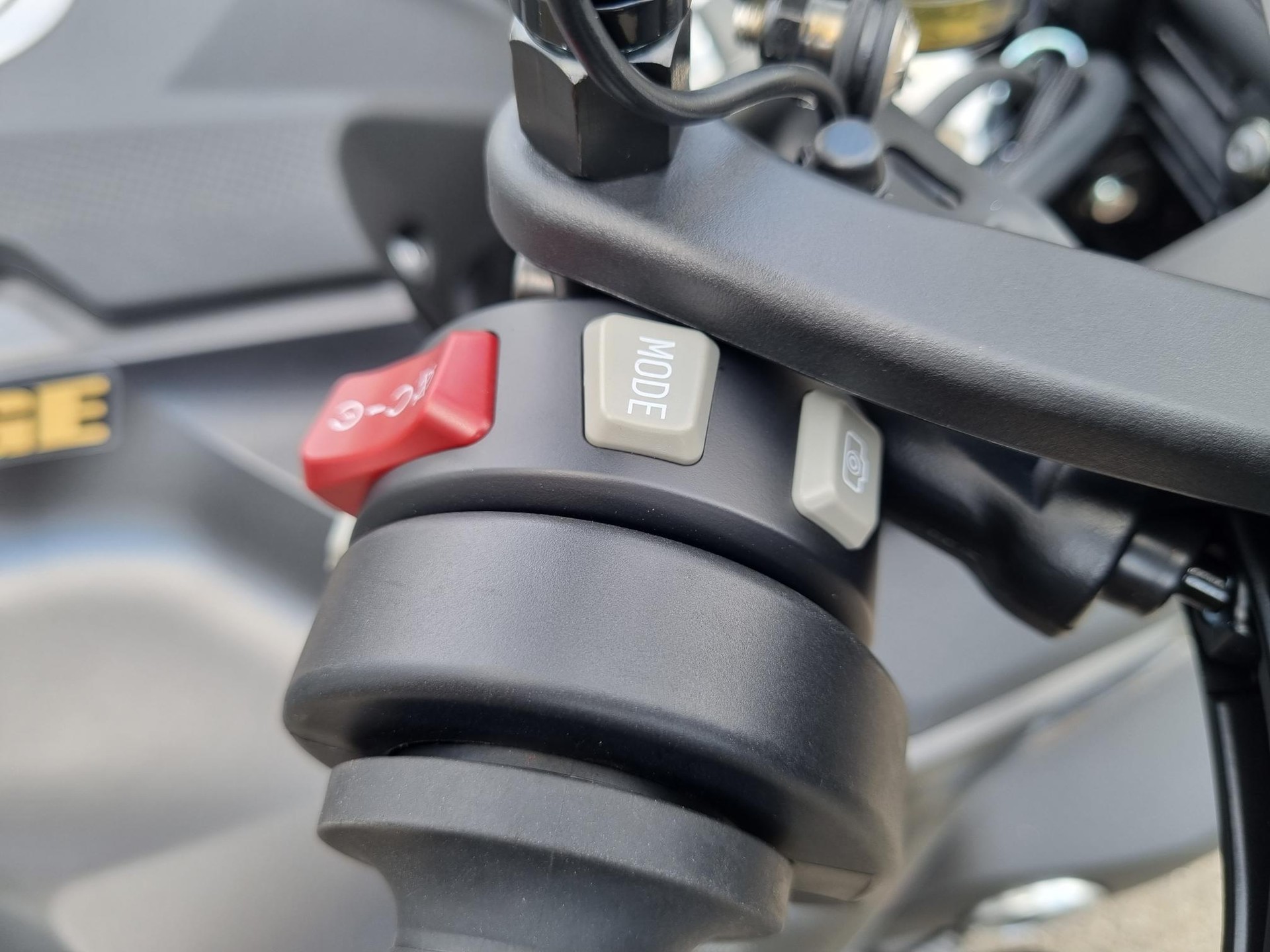 VOGE 900DSX BLACK KNIGHT-image-11