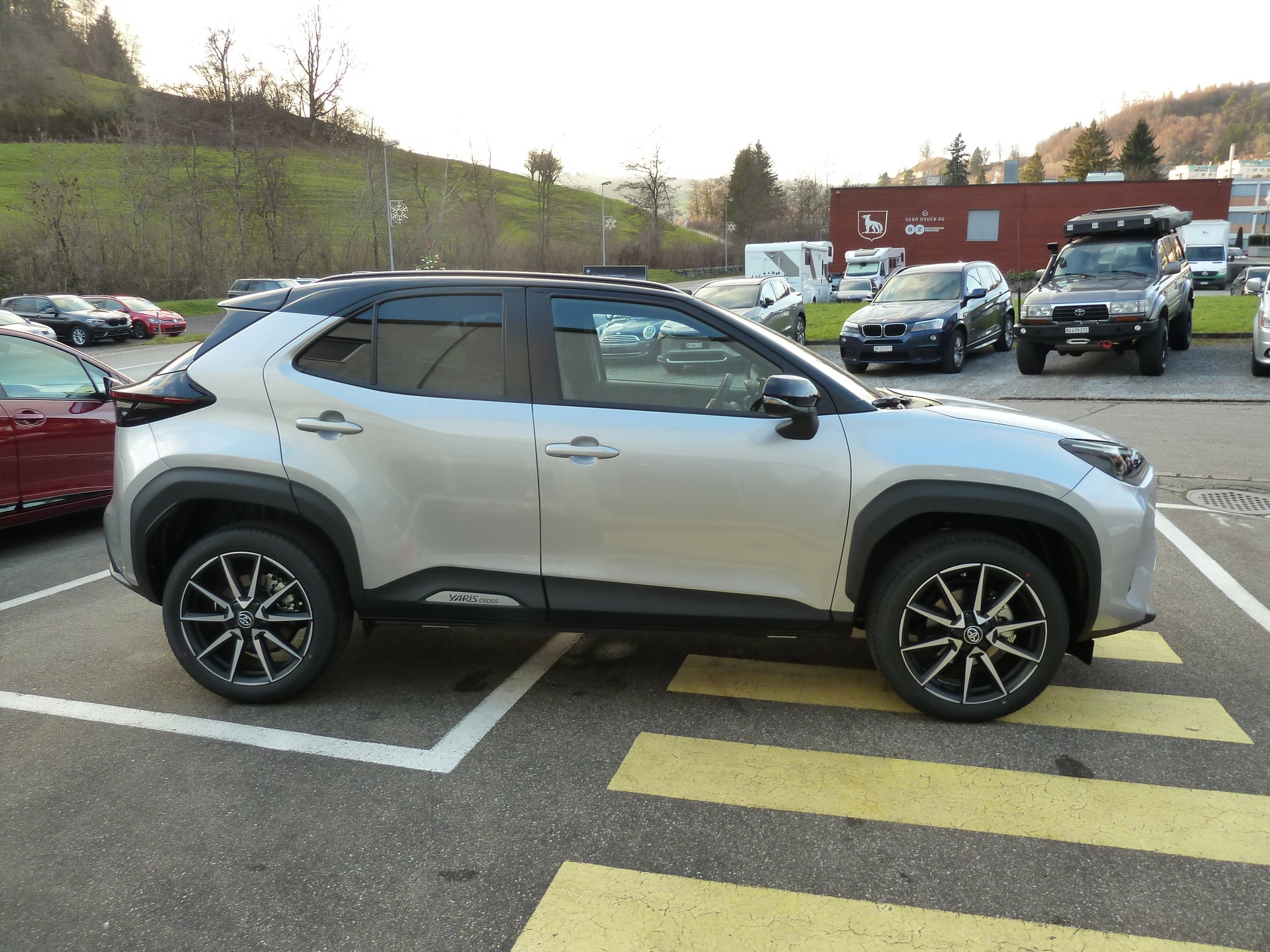 TOYOTA Yaris Cross 1.5 GR Sport e-CVT-image-7