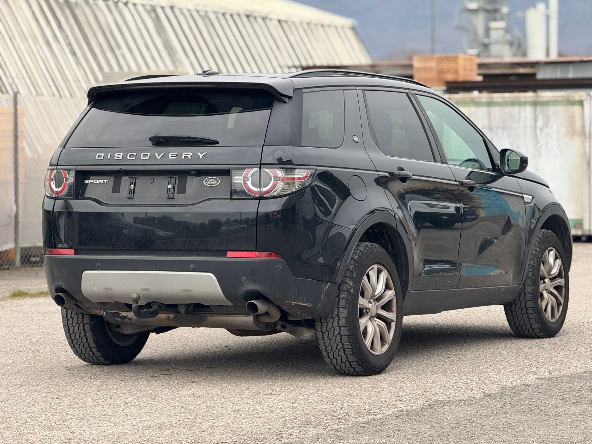 LAND ROVER Discovery Sport 2.0 TD4 HSE AT9-image-3