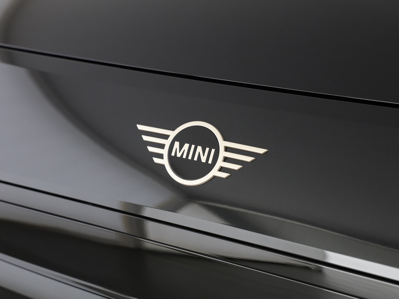 MINI Aceman E-image-6