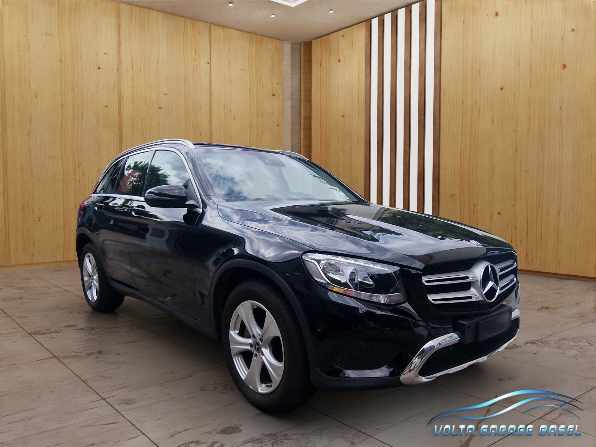 MERCEDES-BENZ GLC 250 d Exclusive 4Matic 9G-Tronic-showroom-element-1