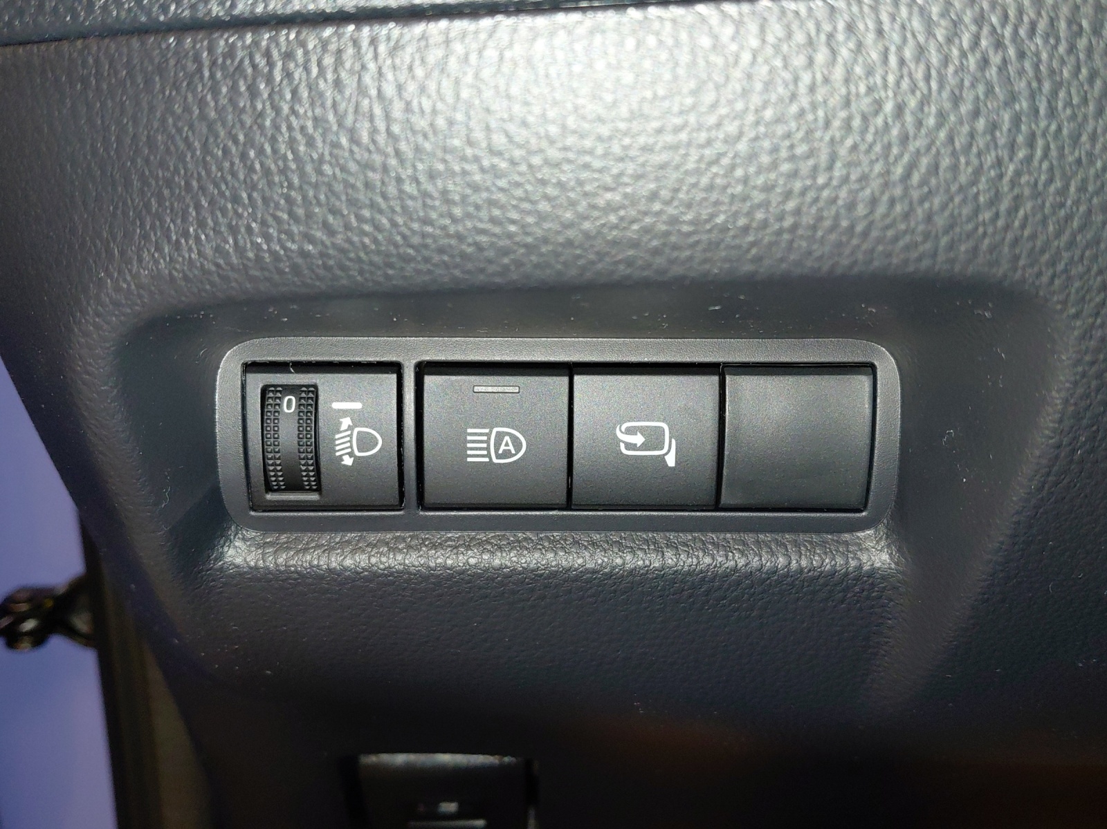 TOYOTA Aygo X 1.5 Hybrid Style CVT-image-11