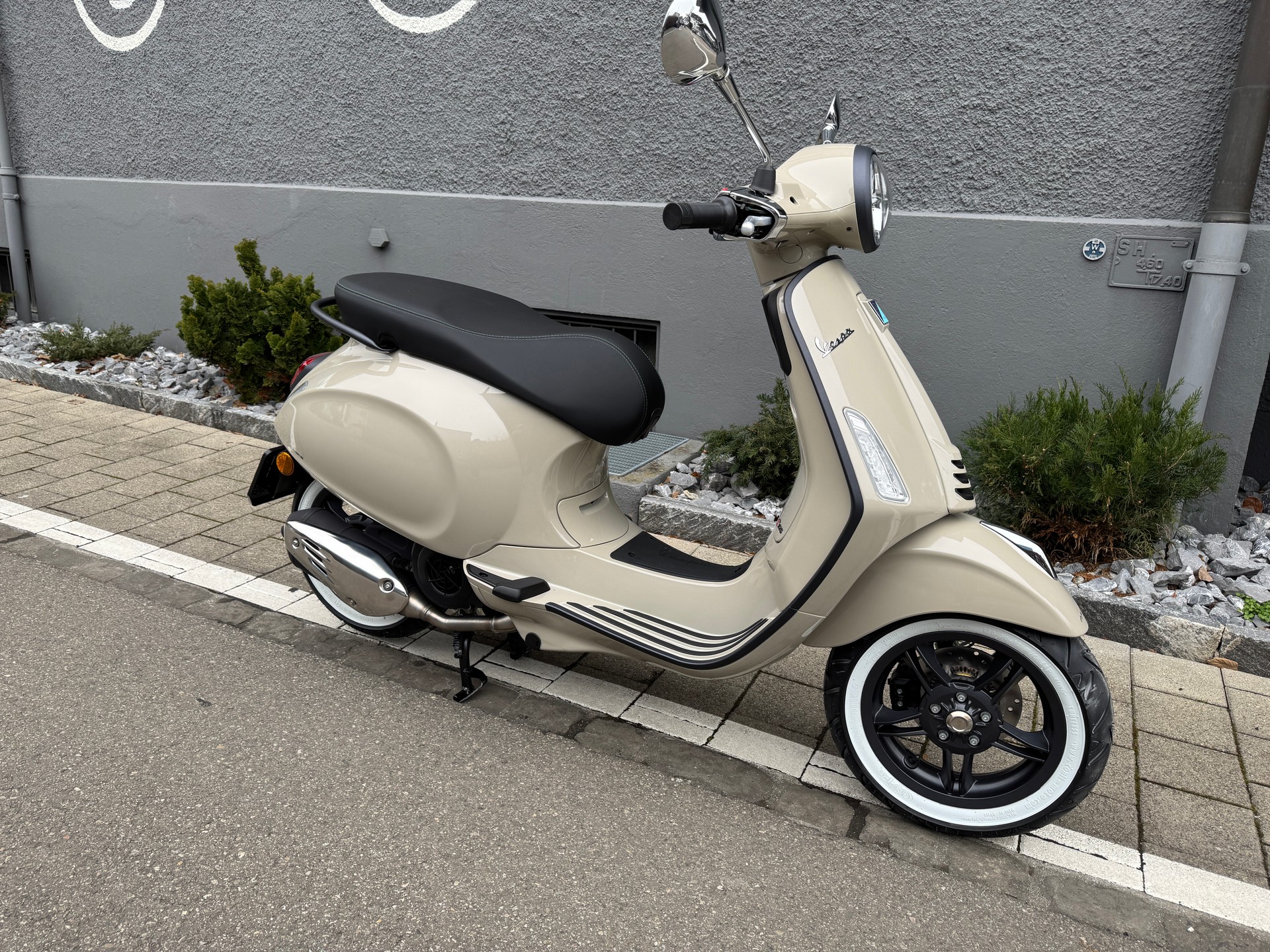 PIAGGIO Vespa 125 Primavera Sport Euro 5+-image-11