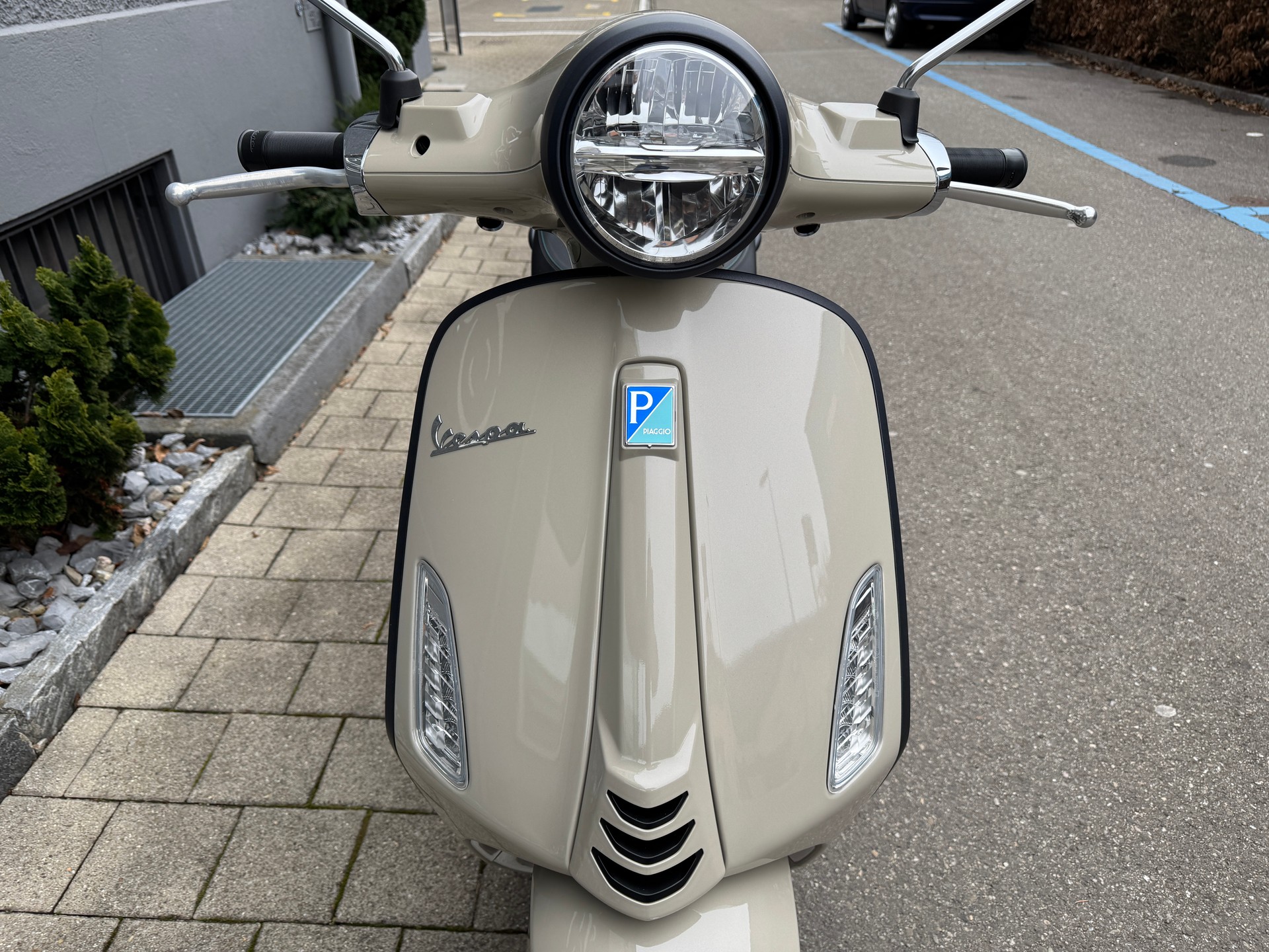 PIAGGIO Vespa 125 Primavera Sport Euro 5+-image-3