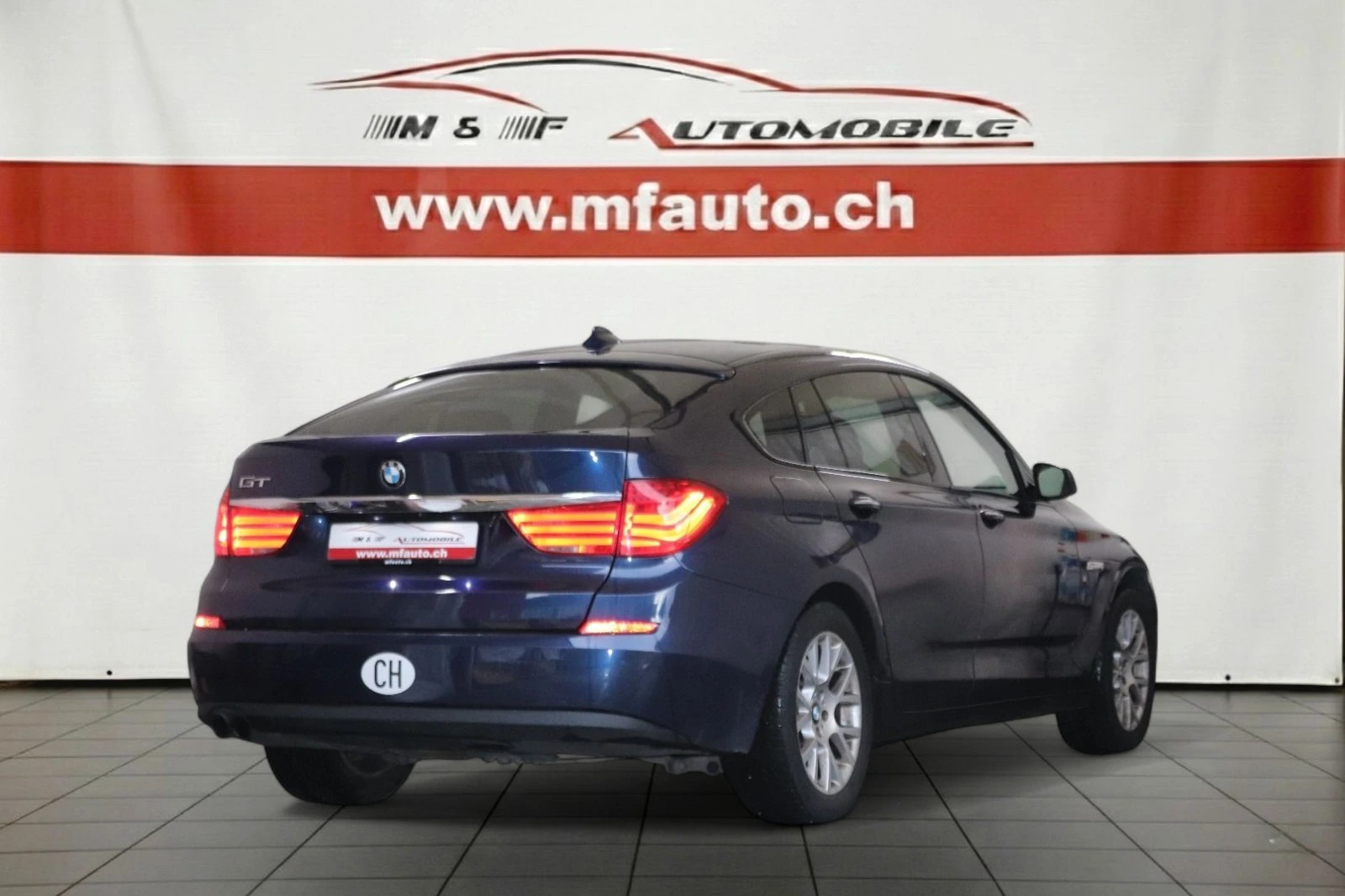 BMW 530d xDrive Gran Turismo-image-5