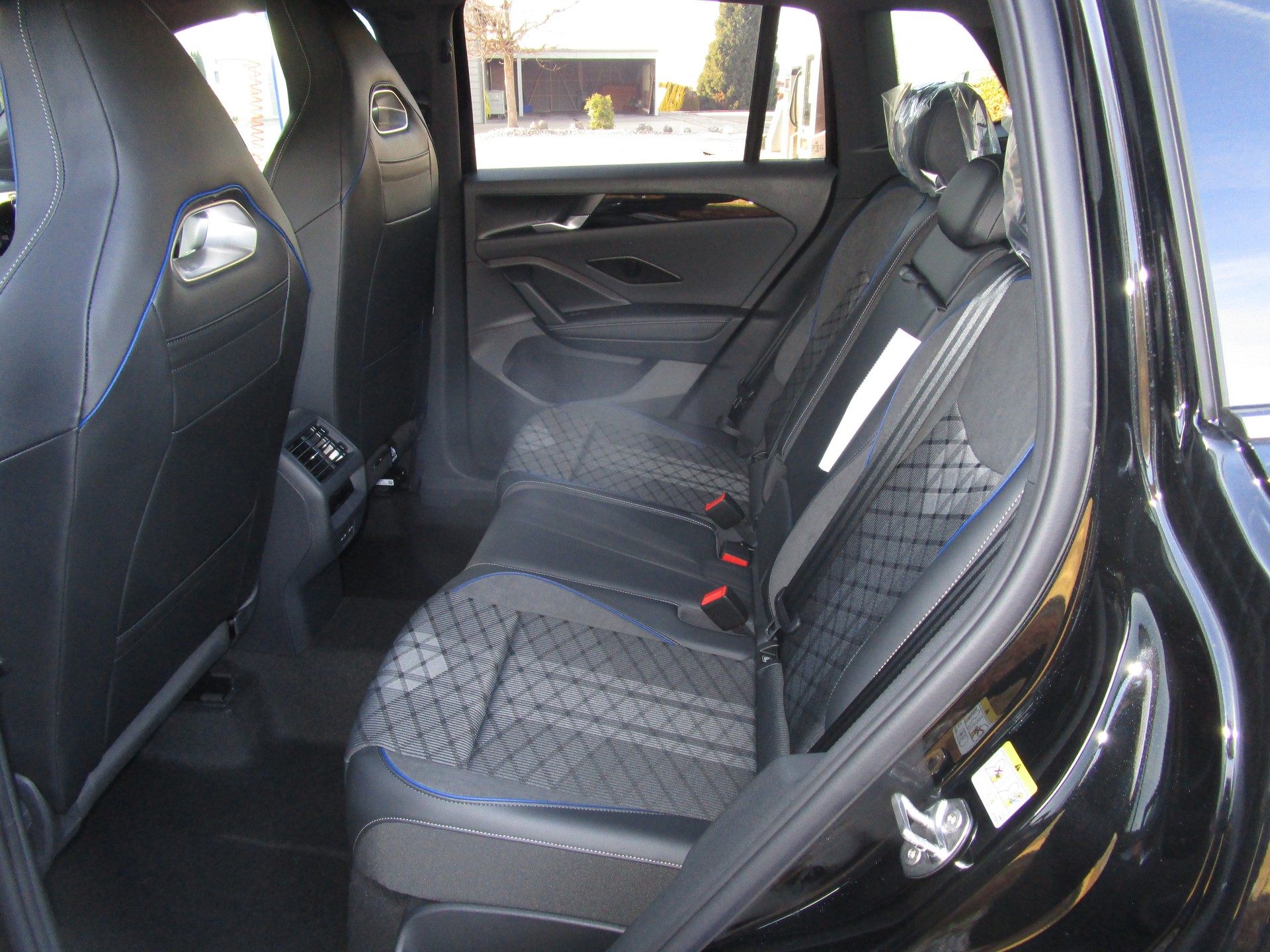 VW Tiguan 1.5 TSI evo2 mHEV R-Line DSG-image-12