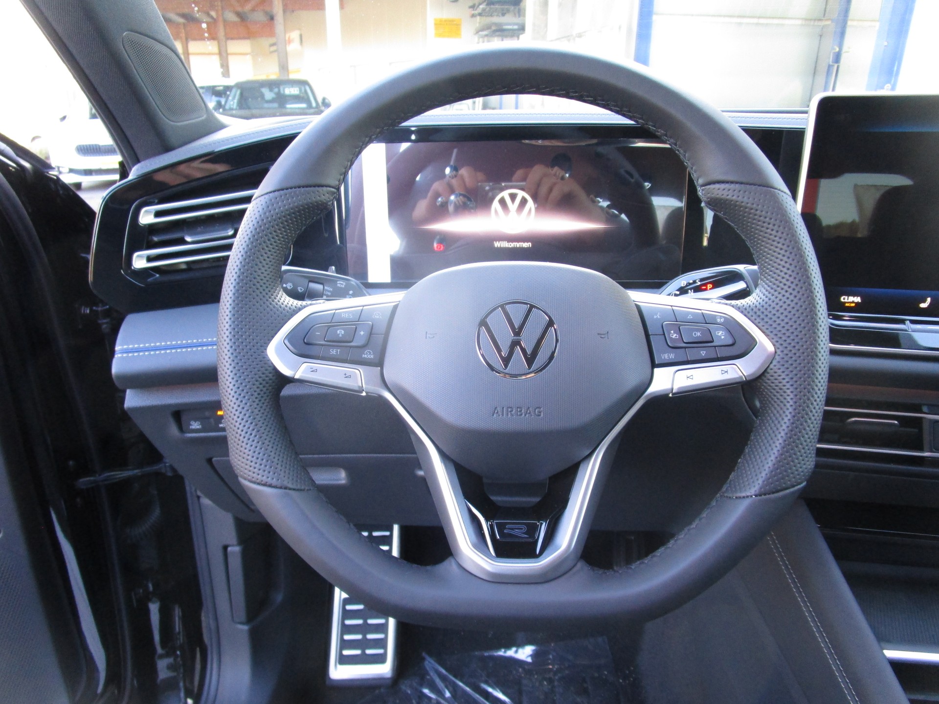 VW Tiguan 1.5 TSI evo2 mHEV R-Line DSG-image-13