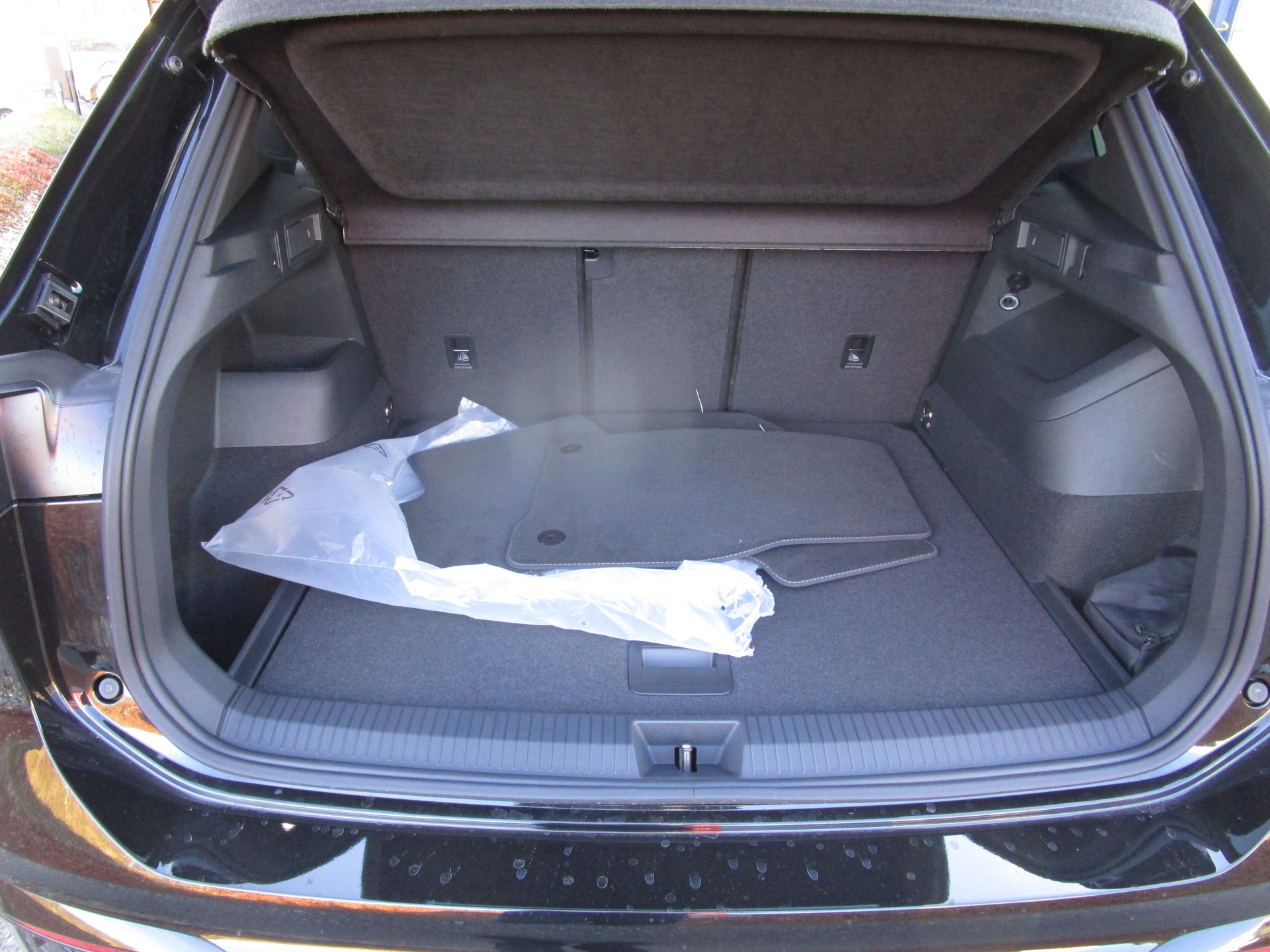 VW Tiguan 1.5 TSI evo2 mHEV R-Line DSG-image-4