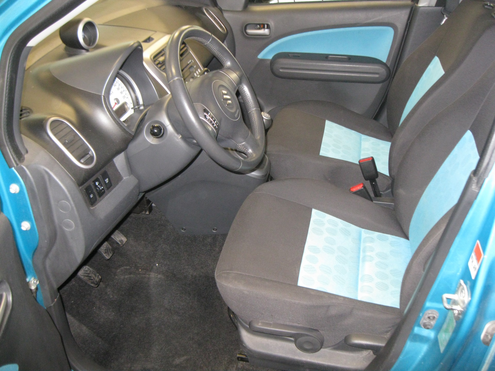 SUZUKI Splash 1.2i 16V GL-image-5