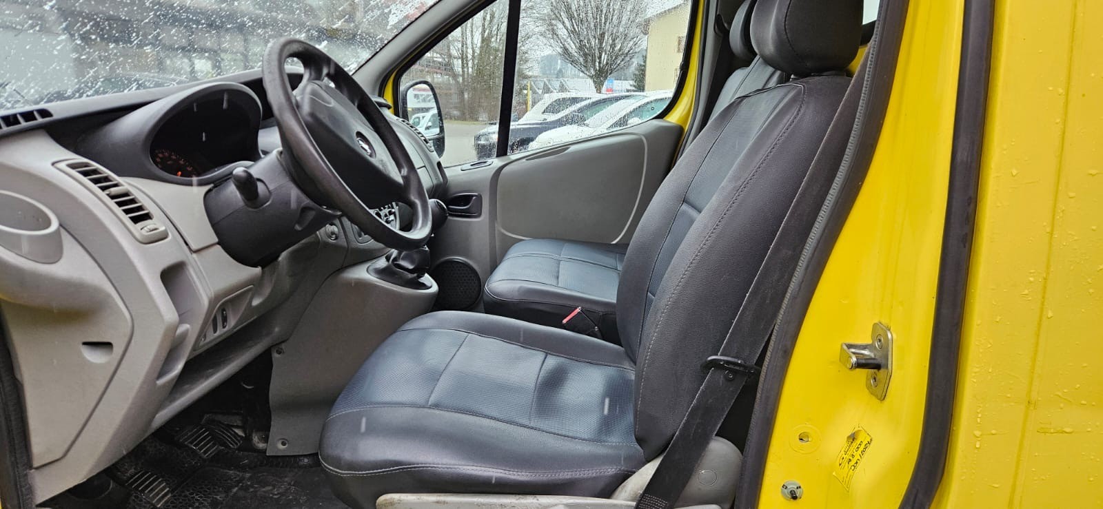 OPEL Vivaro 2.0 CDTI 2.7t L1H1-image-1