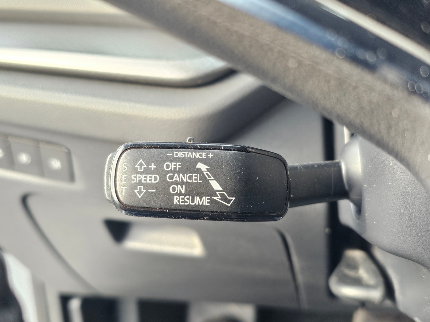 SKODA Octavia Combi 2.0 TDI DSG Ambition 4x4-image-14