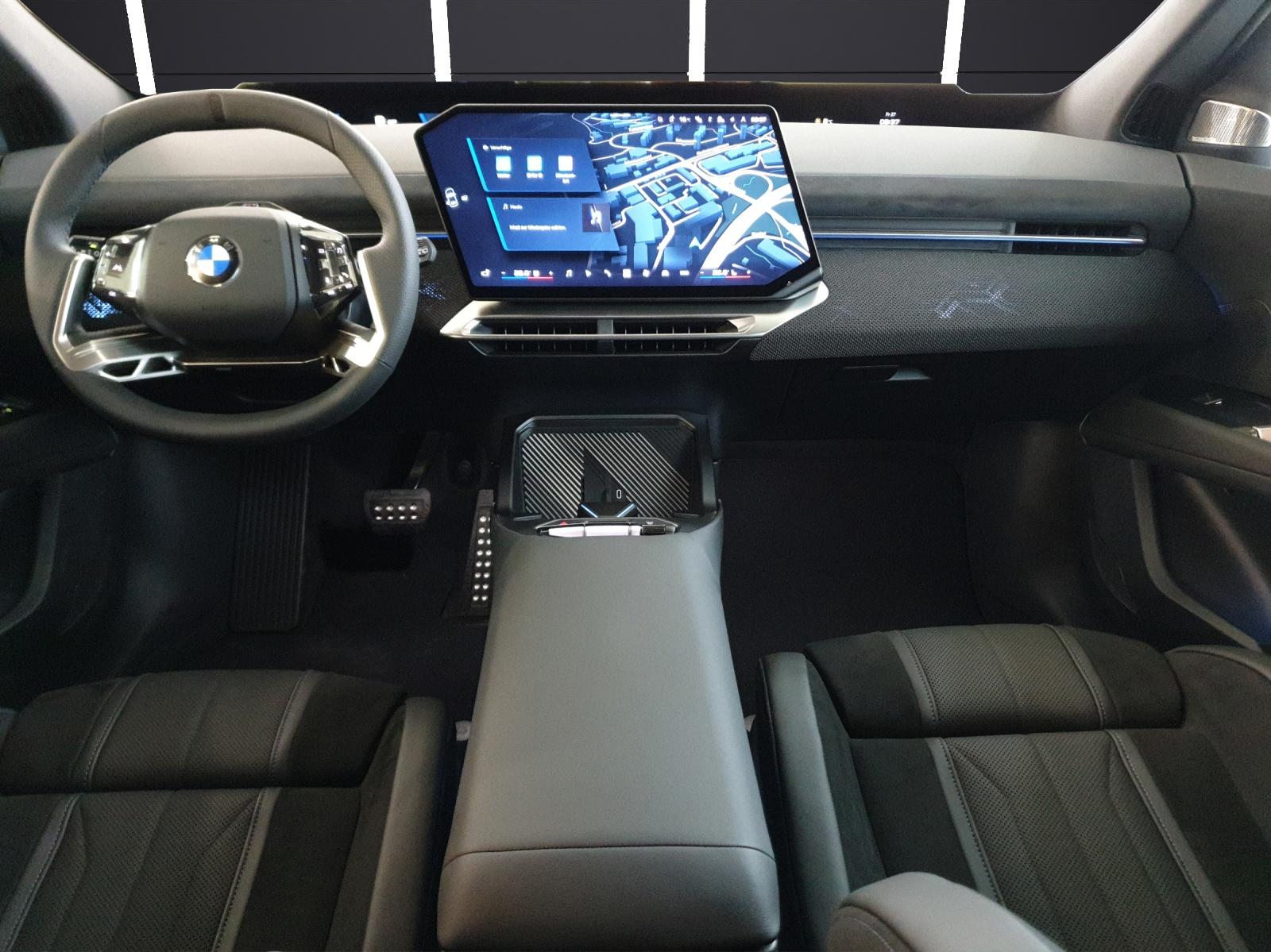 BMW iX3 50 xDrive-image-17