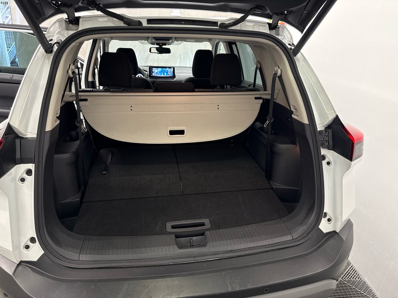 NISSAN X-Trail 1.5 VC-T e-Power 4WD 7 Sitze N-Connecta-image-12