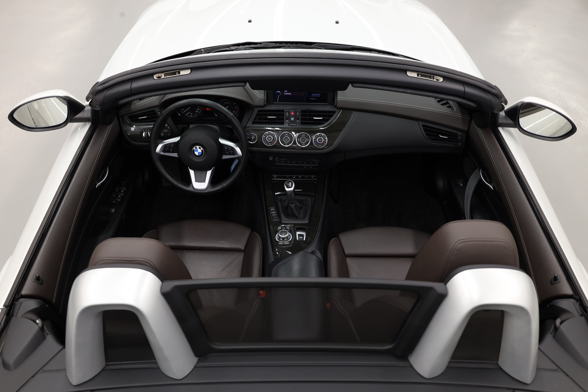 BMW Z4 20i sDrive Roadster-image-13