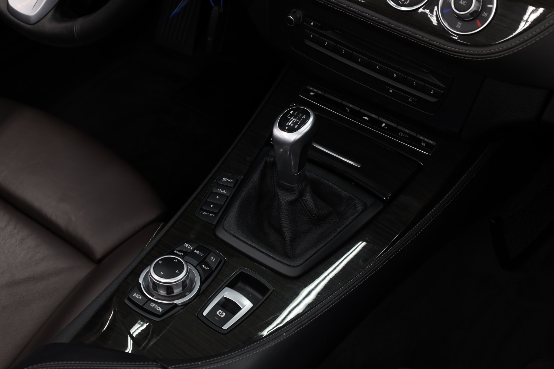 BMW Z4 20i sDrive Roadster-image-21