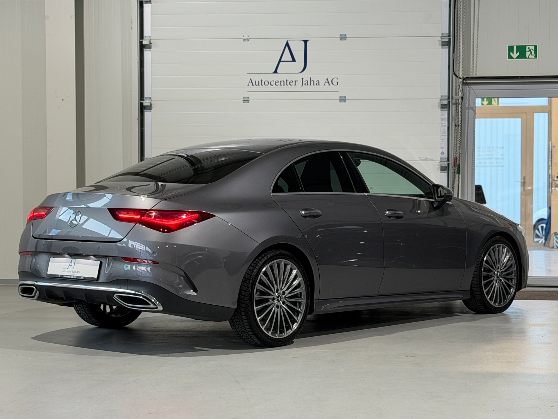 MERCEDES-BENZ CLA 200 7G-DCT AMG Line Facelift-image-5