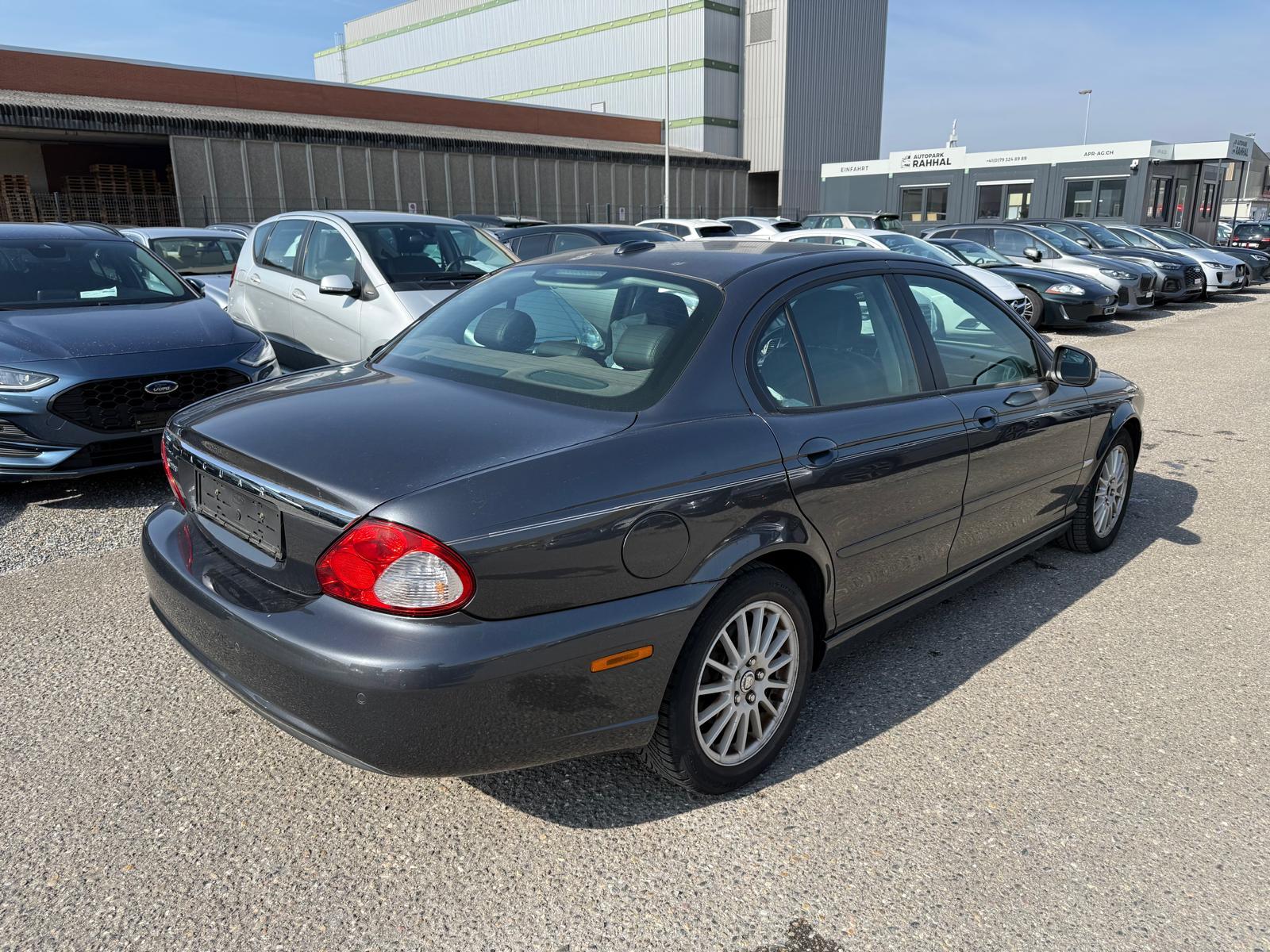 JAGUAR X-Type 2.2 Diesel Classic-showroom-element-3