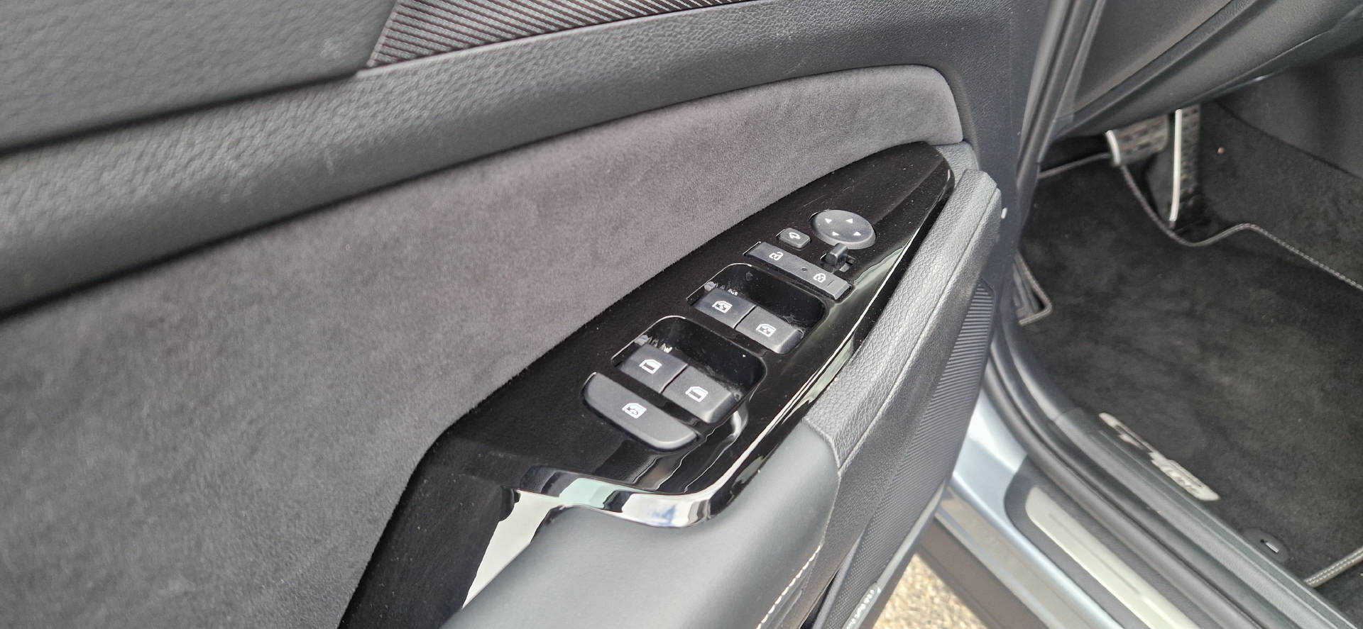 KIA Sportage 1.6 T-GDi PHEV GT-Line-image-3